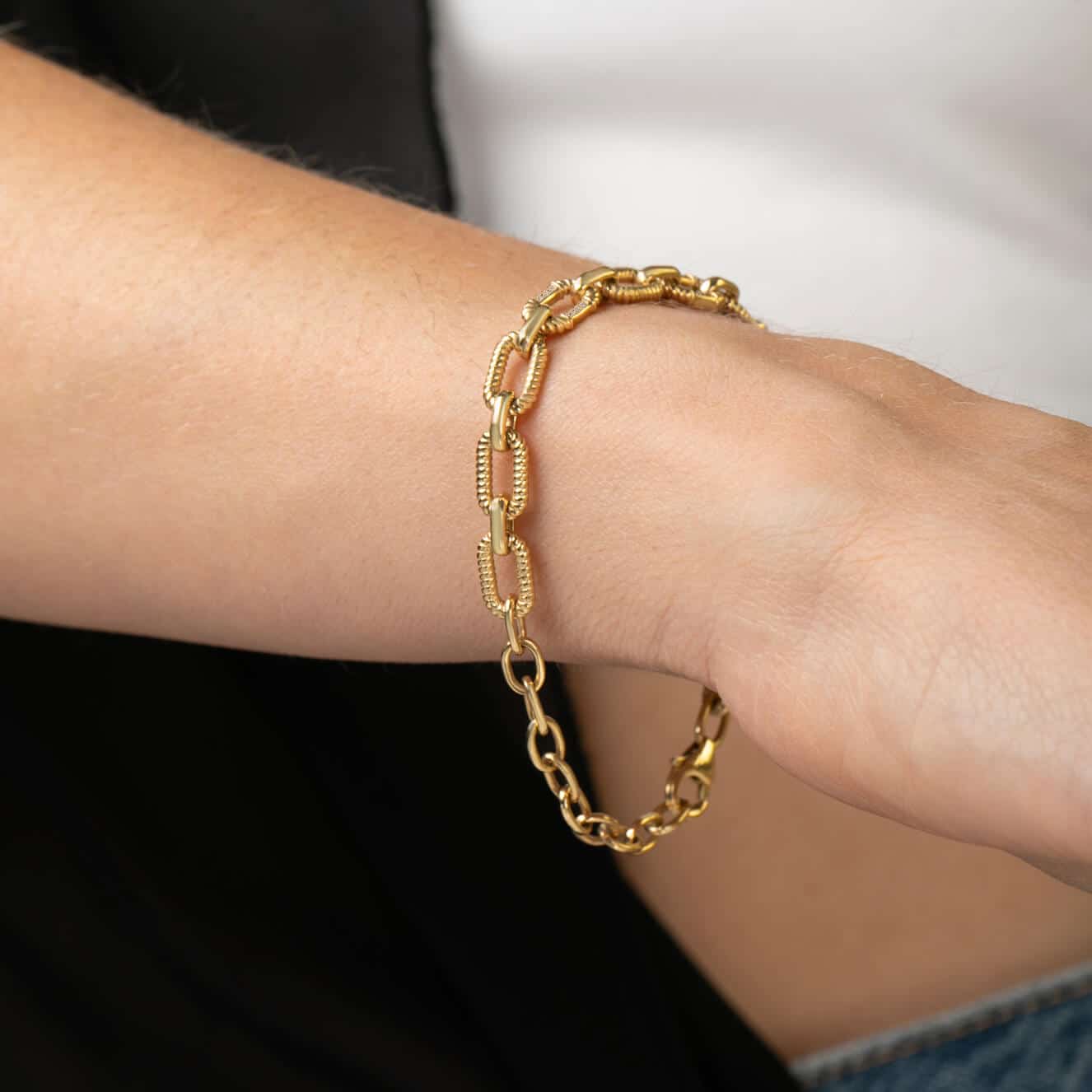 Oval linked chain bracelet — Melina Fachidis (2)