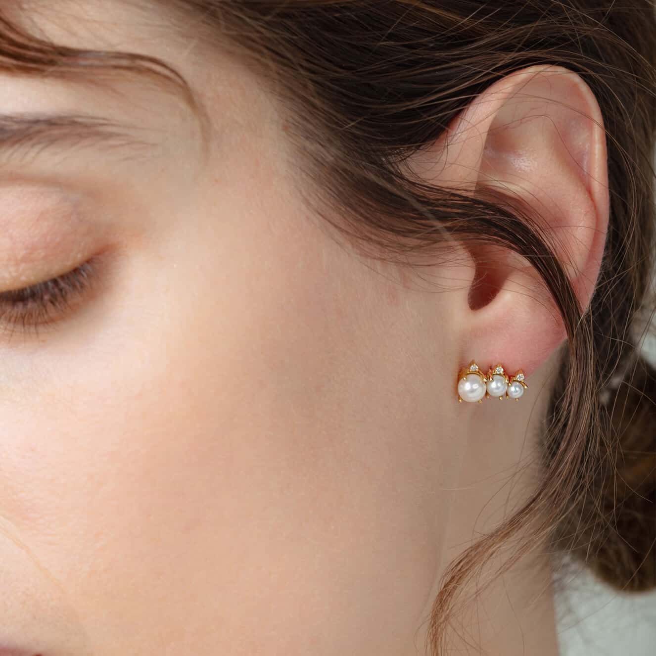 Pearl earrings with diamonds — Melina Fachidis (3)