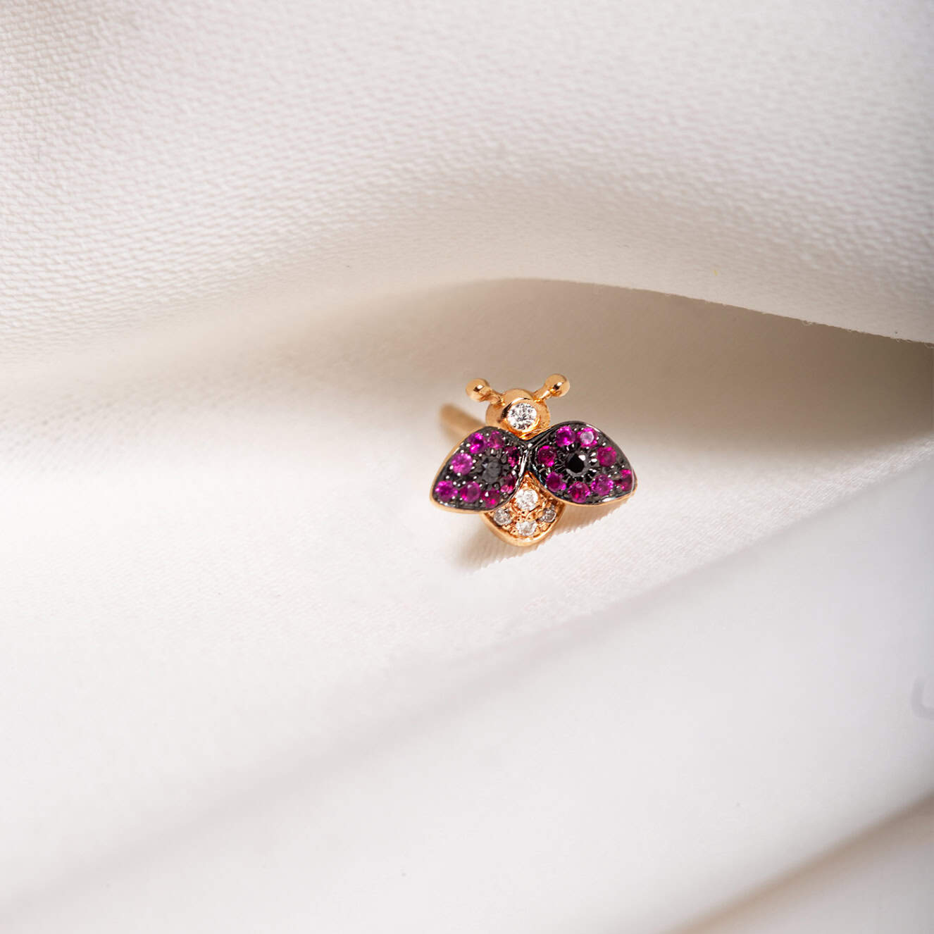 Ladybug stud earrings — Melina Fachidis (2)