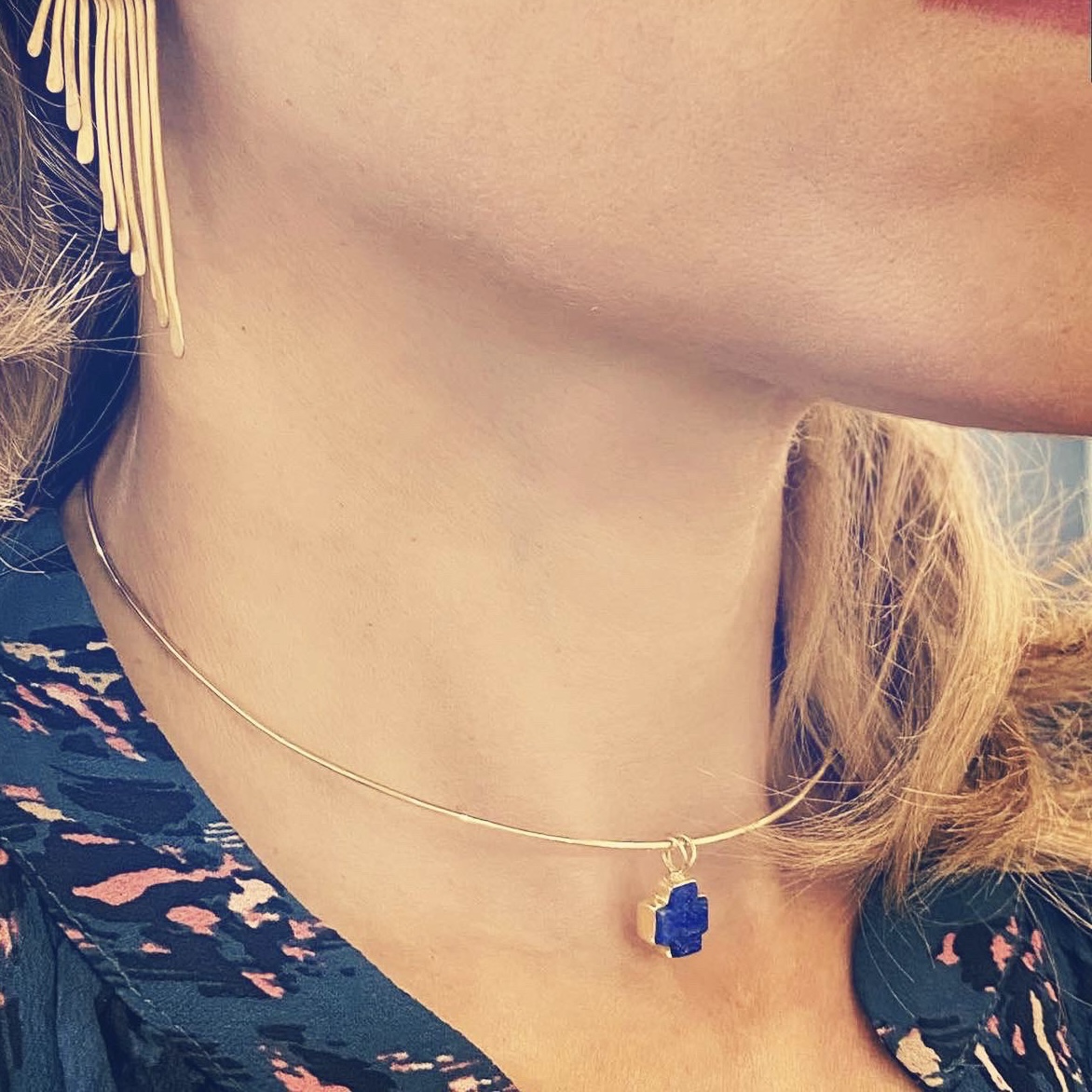Lapis lazuli choker cross — Melina Fachidis (3)