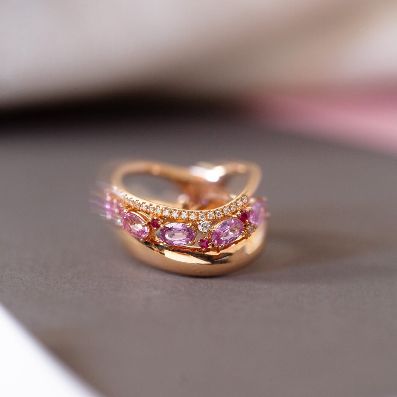 Wavy pink sapphire ring — Melina Fachidis (2)