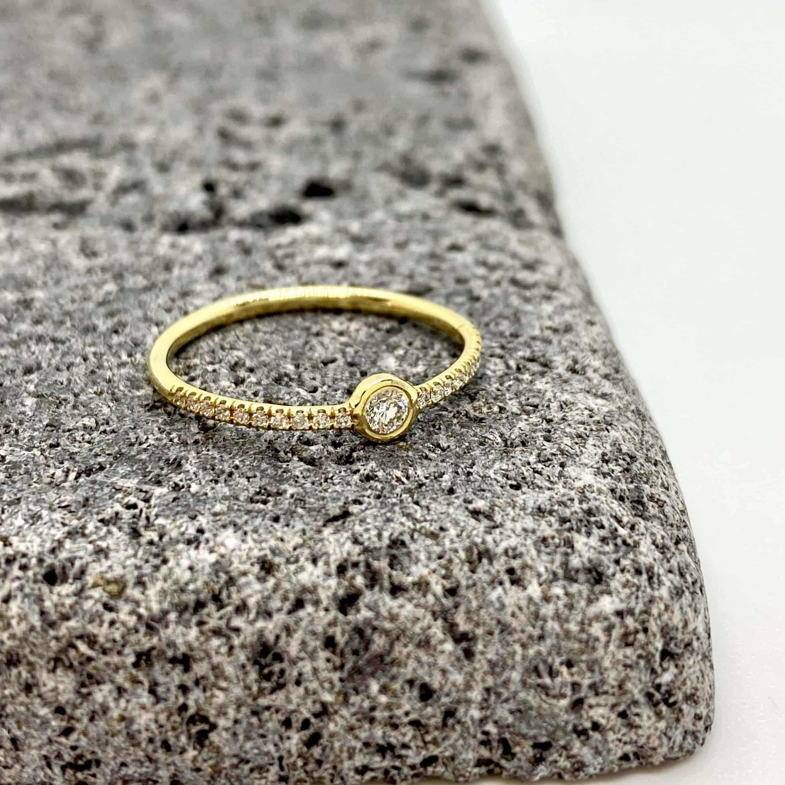 Diamond solitaire yellow gold ring — Melina Fachidis (3)