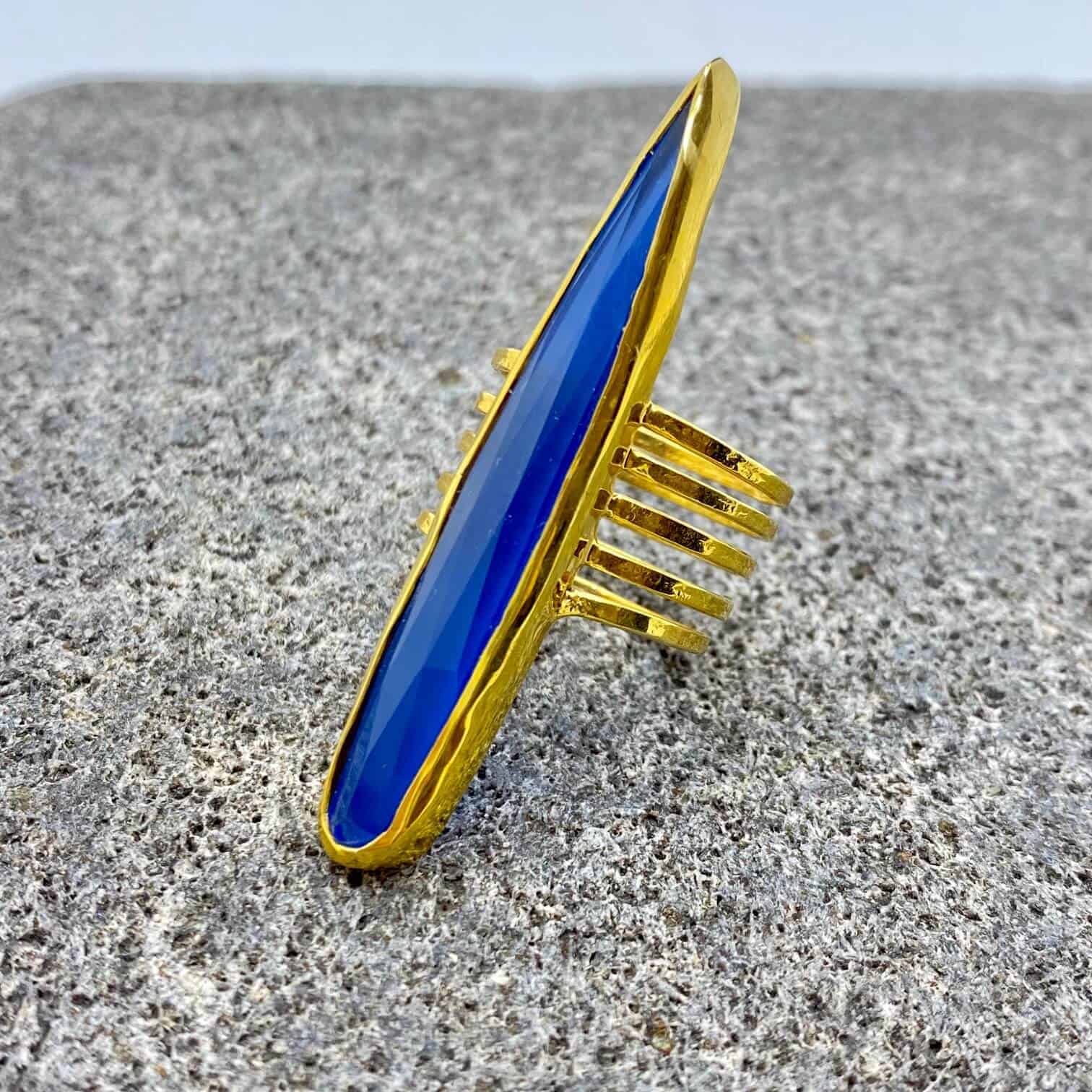 Blue spinel/quartz ring — Melina Fachidis (2)