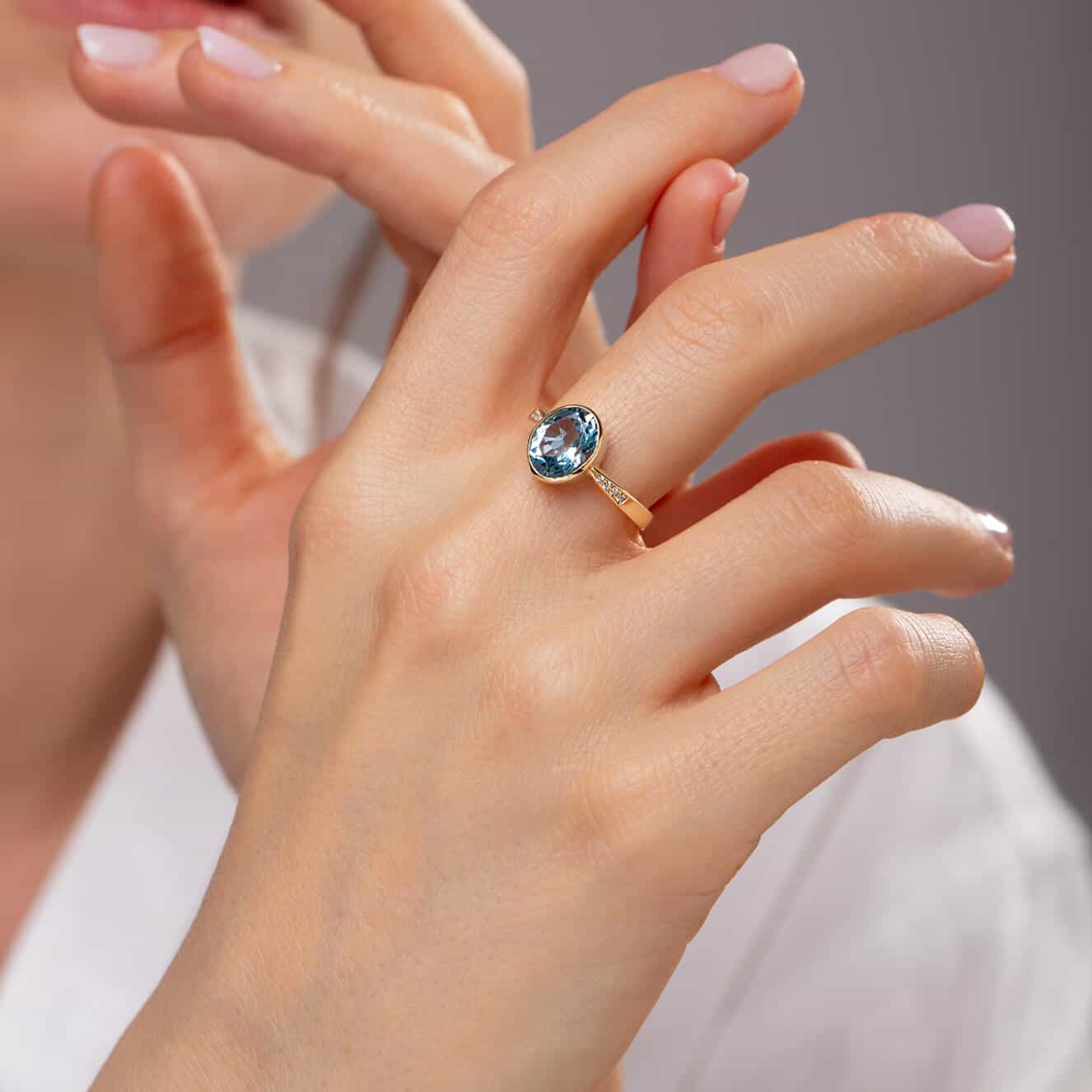 Blue topaz ring with diamonds — Melina Fachidis (3)