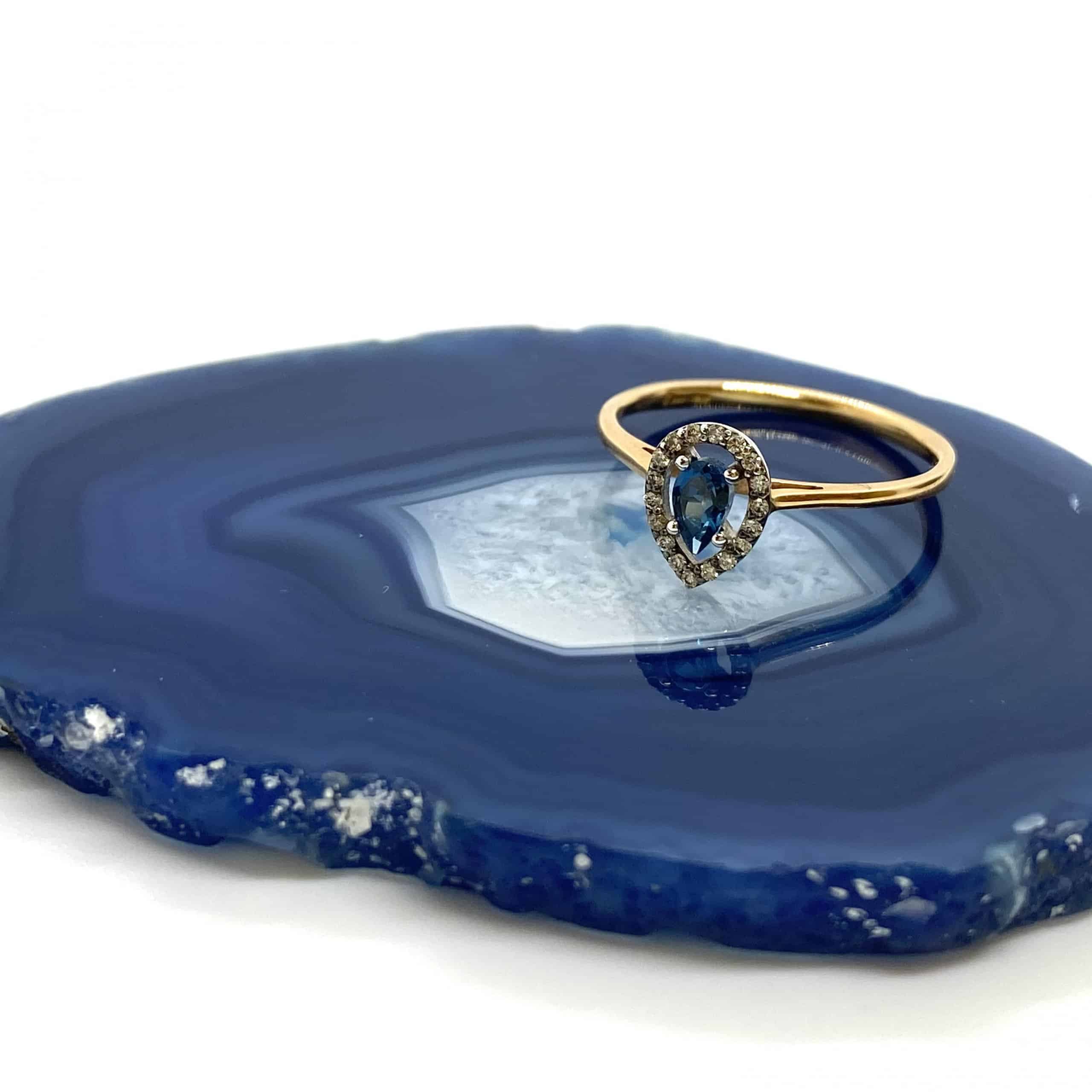 Blue topaz pear shaped diamond ring — Melina Fachidis (4)