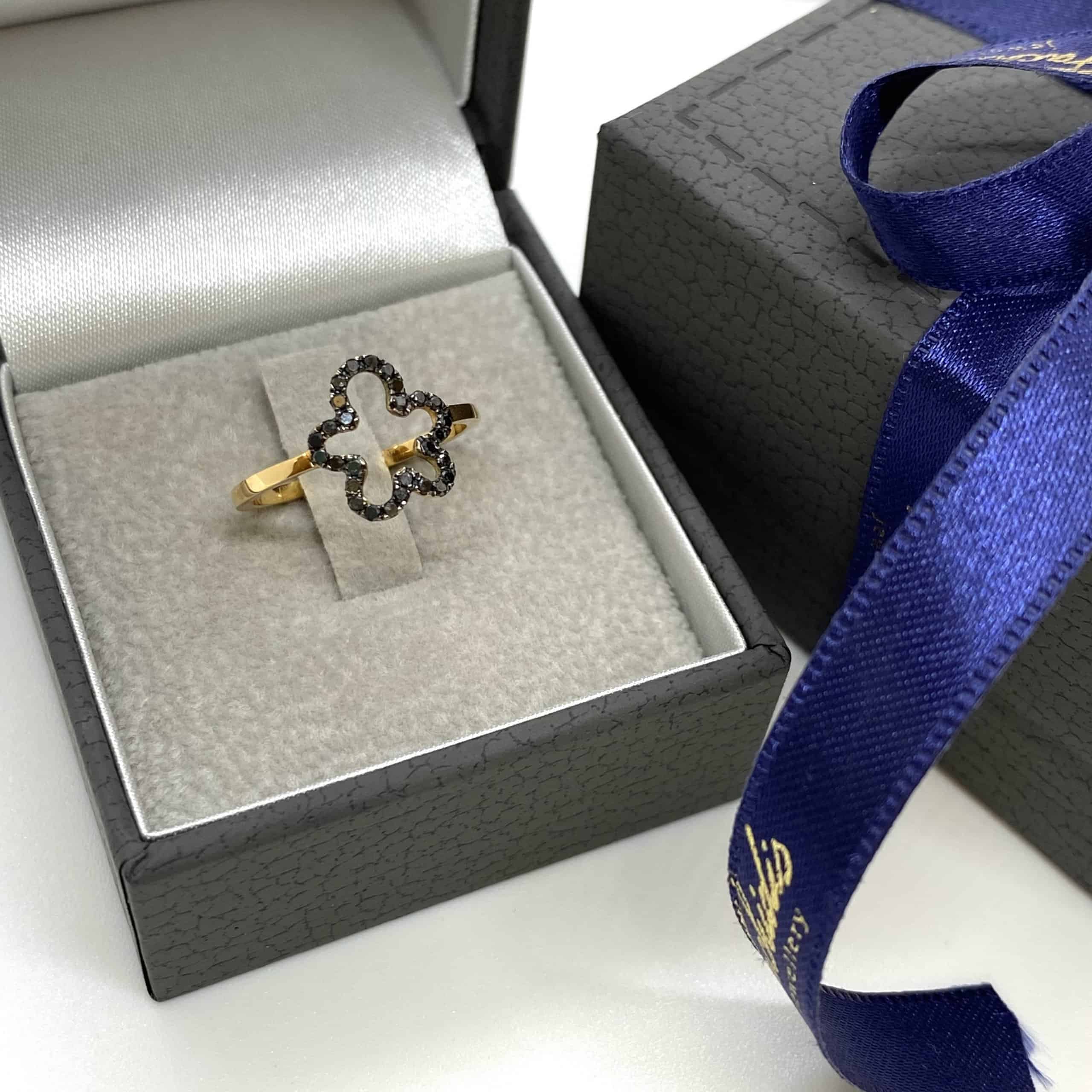 Tattoo black diamond small ring — Melina Fachidis (3)