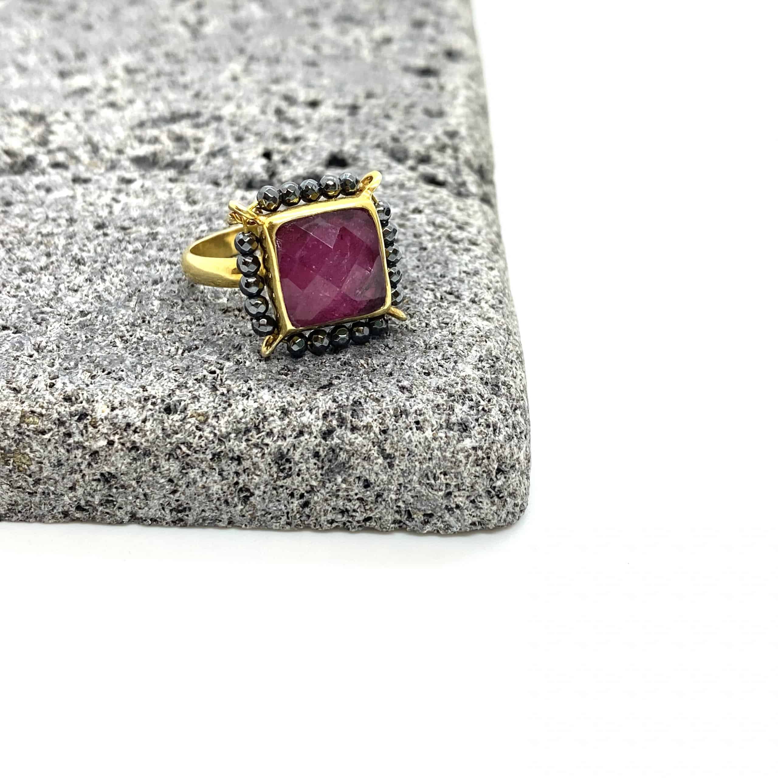 Ruby quartz-hematite ring — Melina Fachidis (3)