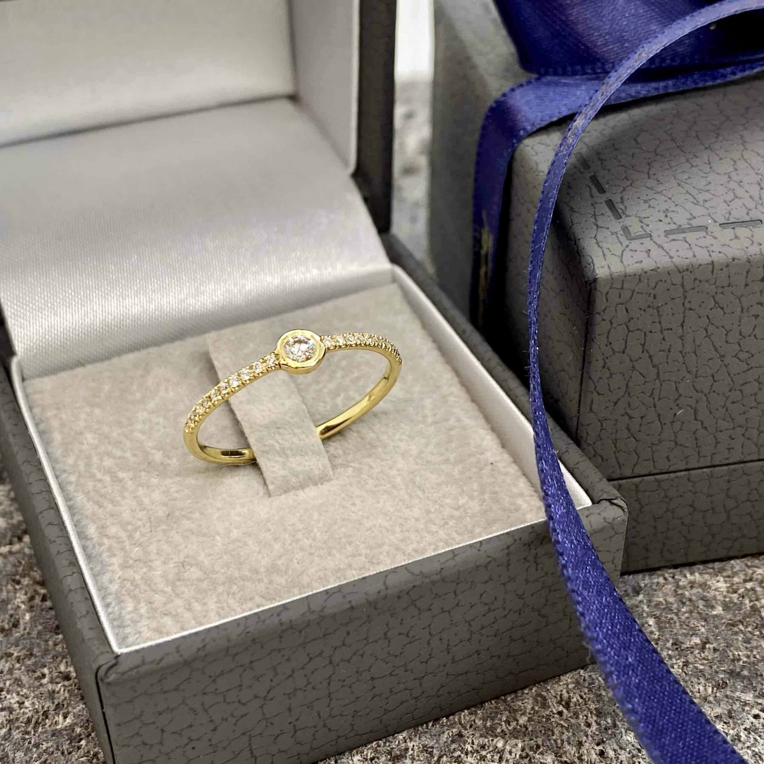 Diamond solitaire yellow gold ring — Melina Fachidis (4)
