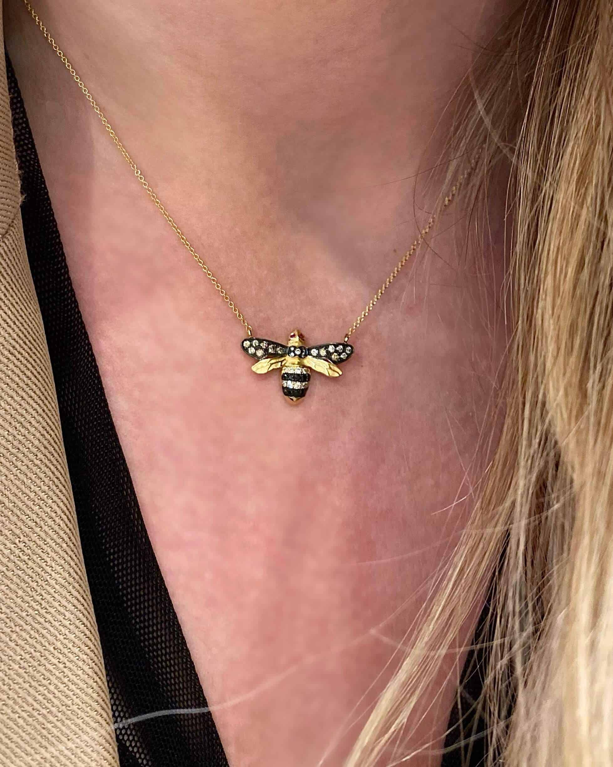 Queen bee diamond necklace — Melina Fachidis (6)