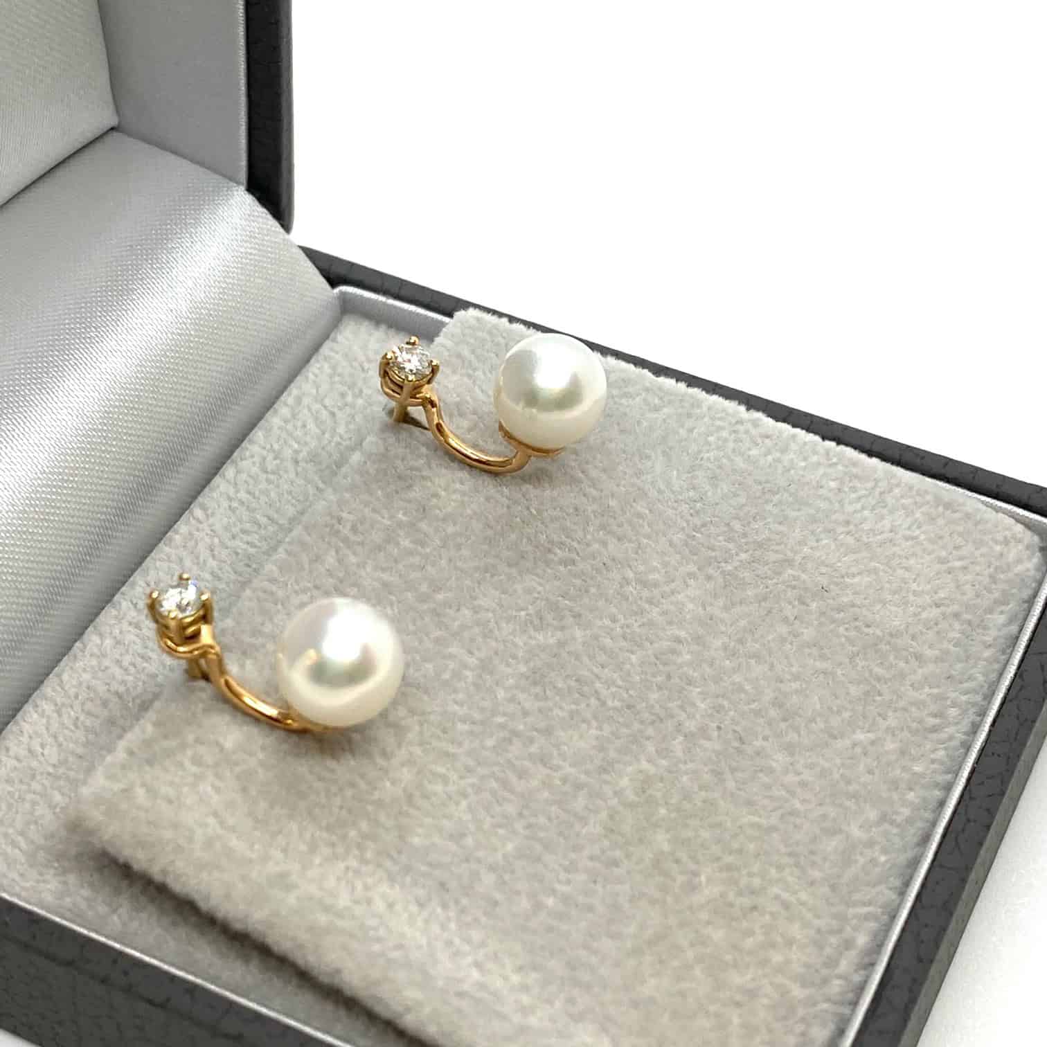 Fresh water pearl bridal earrings — Melina Fachidis (5)
