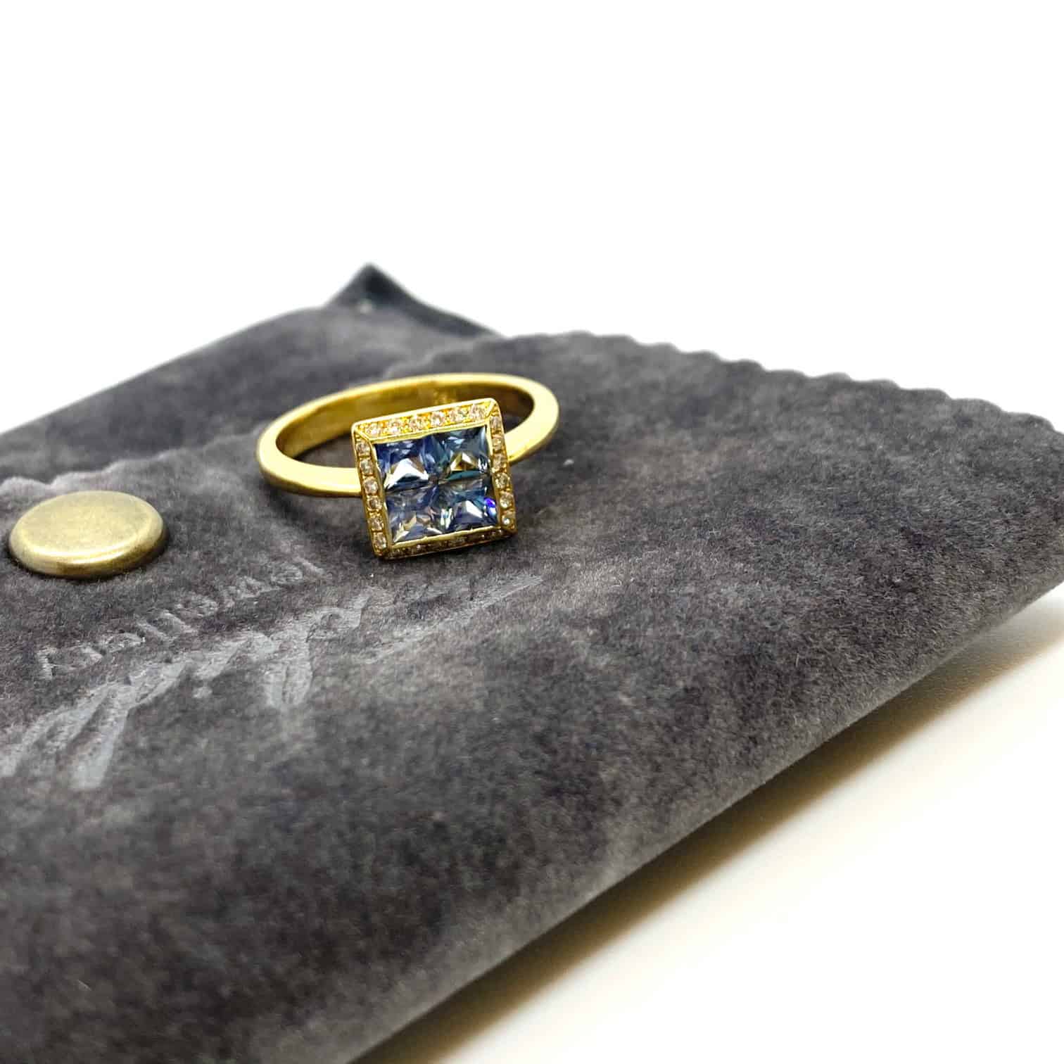 Princess cut sapphires and diamonds ring — Melina Fachidis (5)