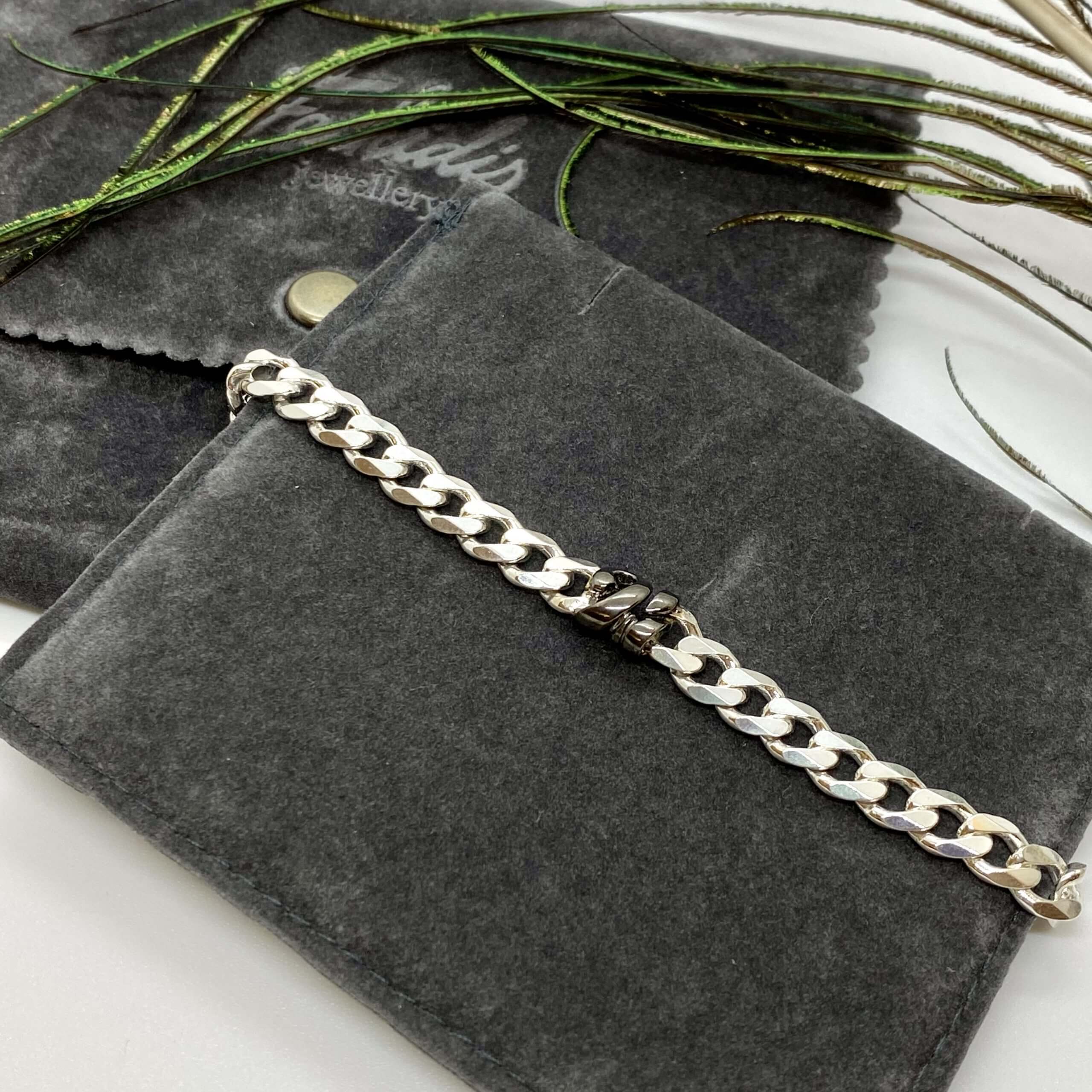2021 retro silver bracelet — Melina Fachidis (9)