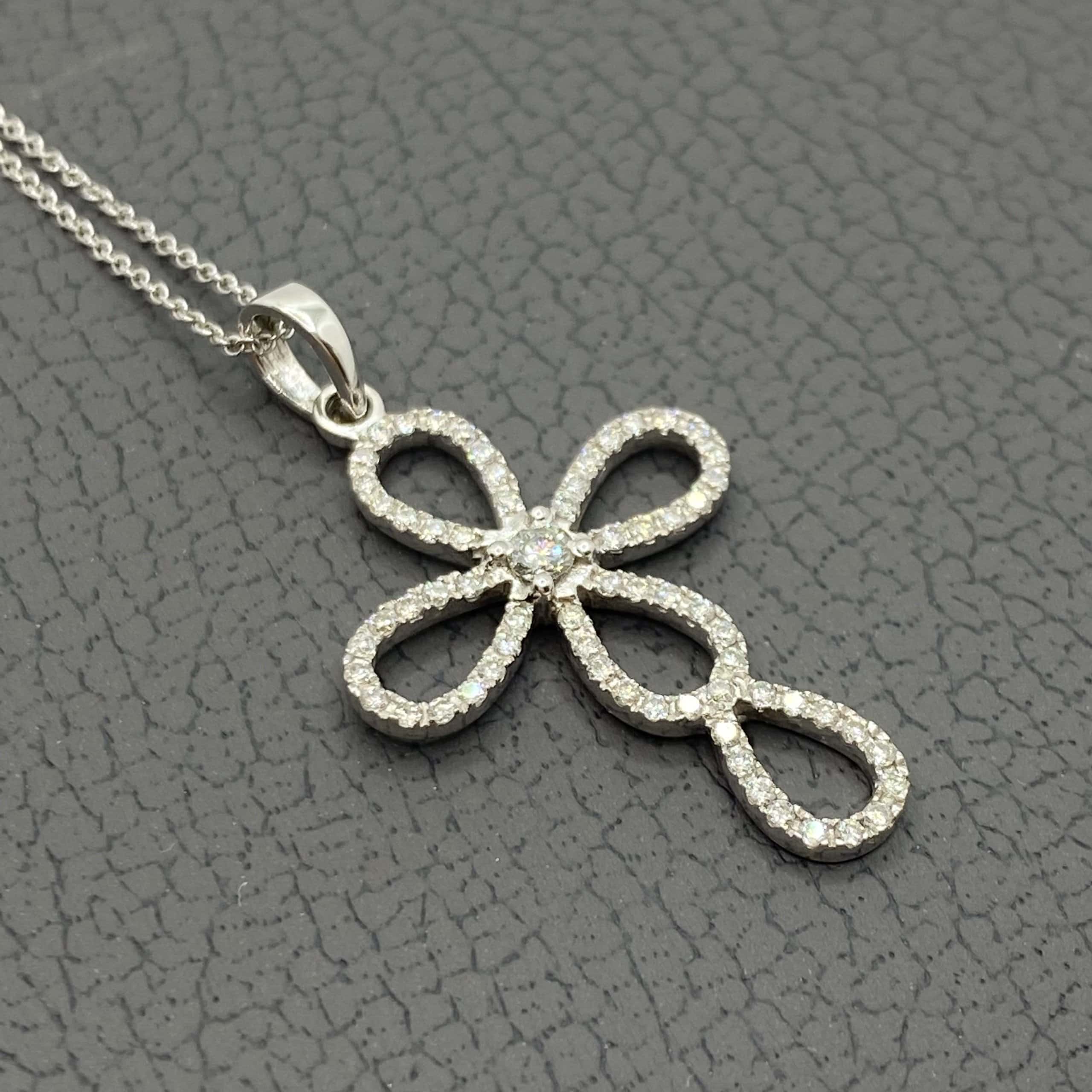 Drop-shaped diamond cross — Melina Fachidis (4)