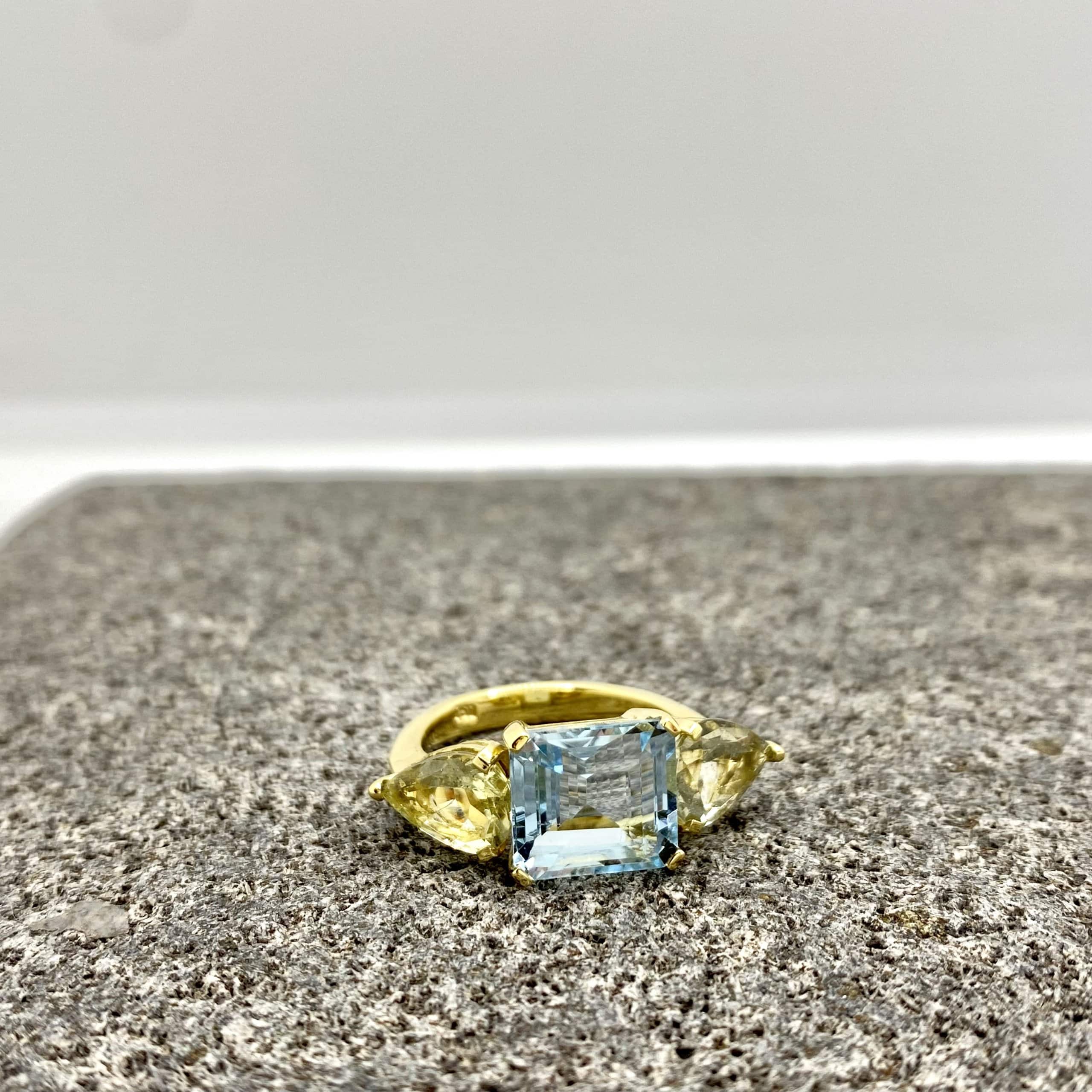 Three stone 18k yellow gold ring — Melina Fachidis (4)