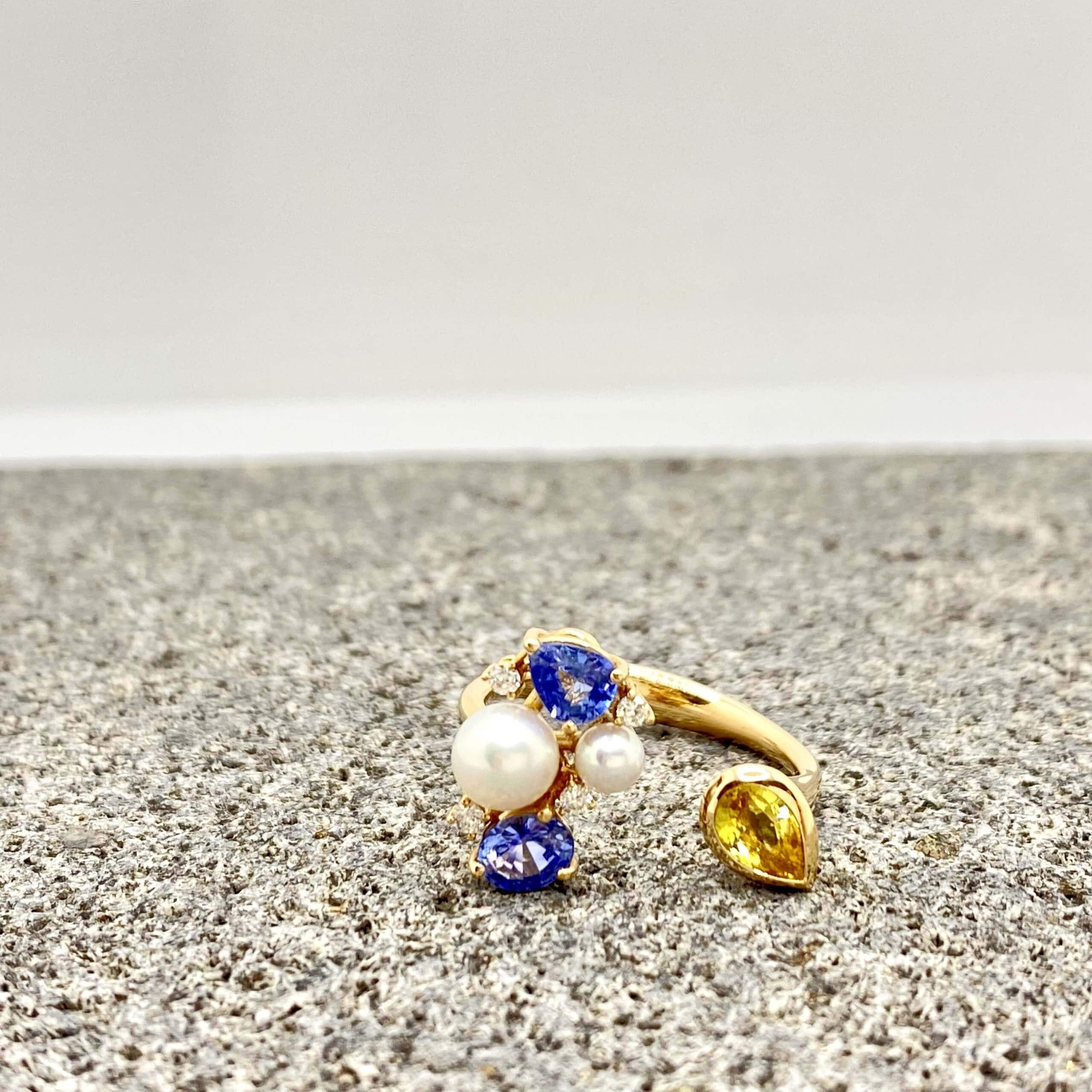 Blue yellow sapphire cluster ring with diamonds pearls — Melina Fachidis (5)