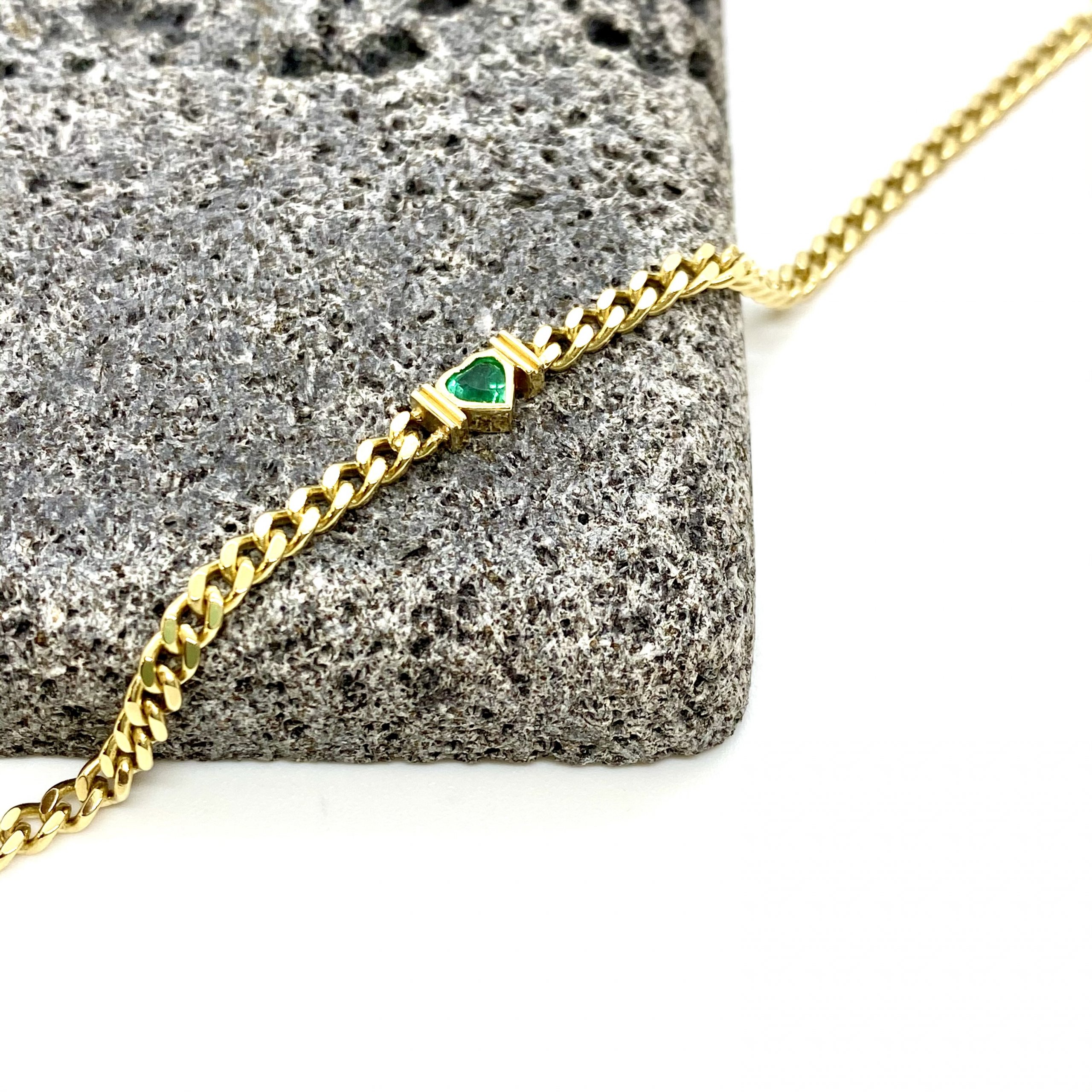 Emerald heart retro chain bracelet — Melina Fachidis (5)