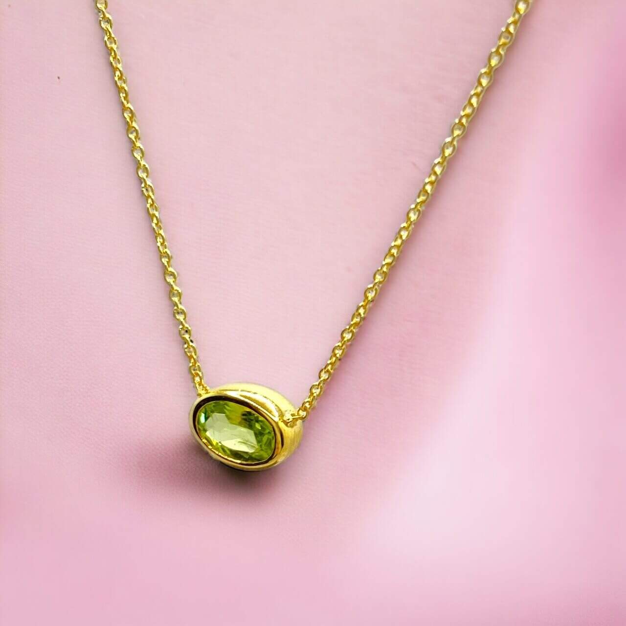 Oval peridot chain necklace — Melina Fachidis (2)