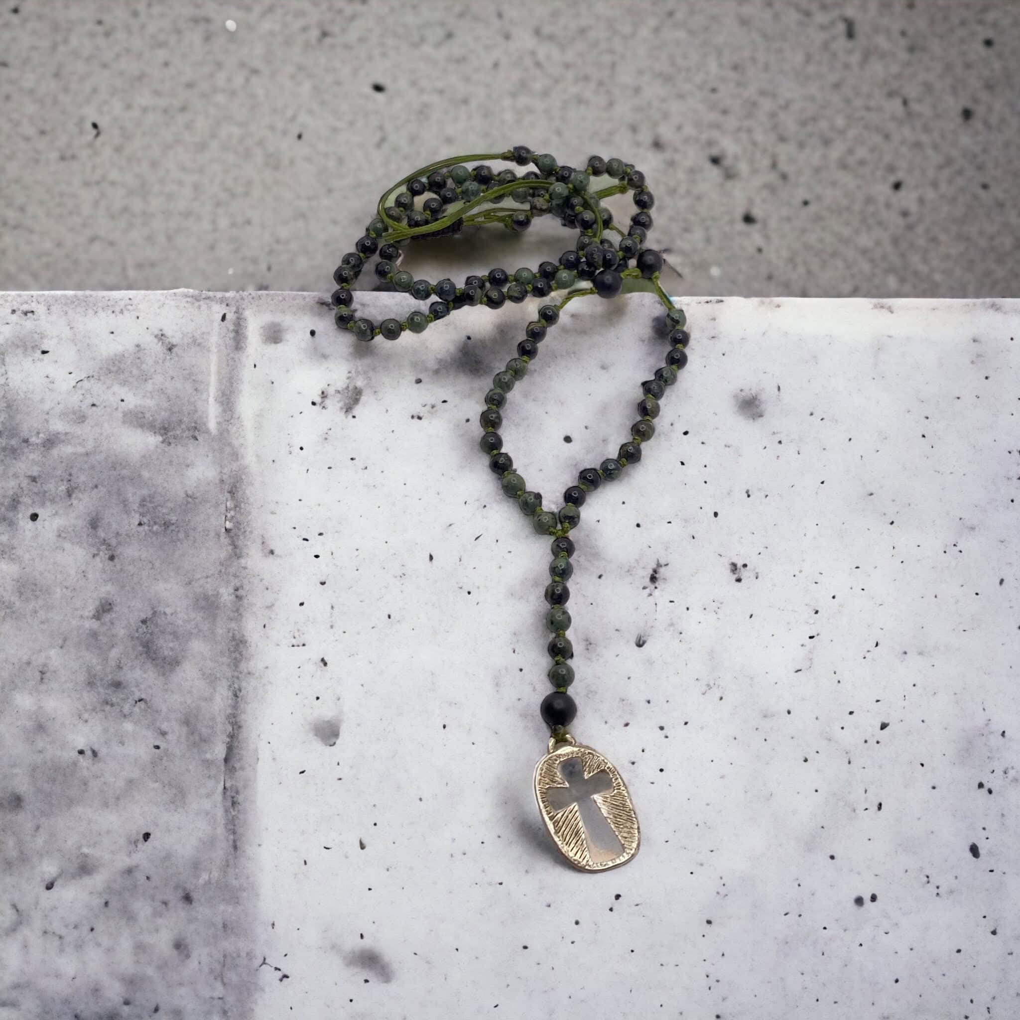 Mens oval-shaped cross with green agate rosary — Melina Fachidis (3)