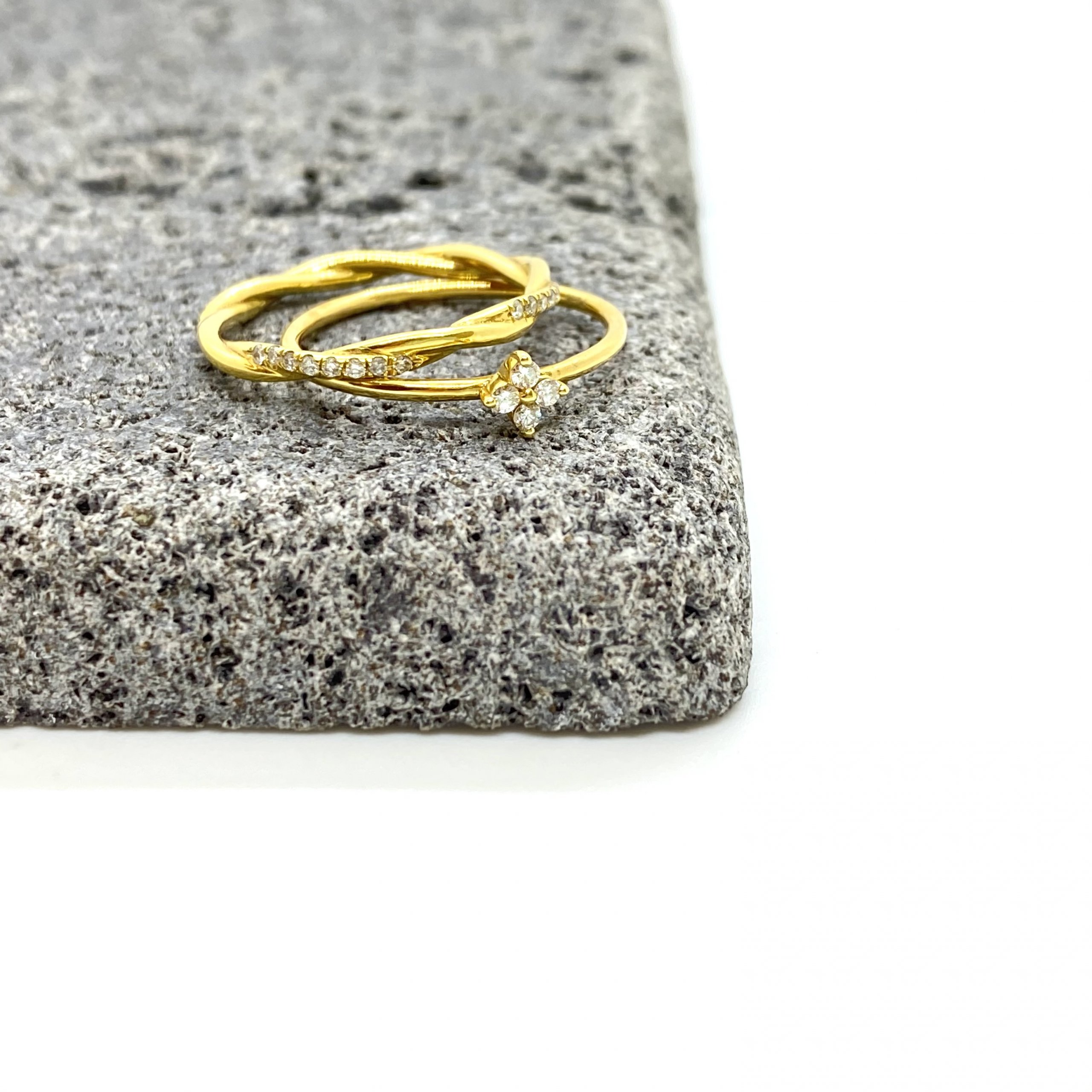 Diamond flower 18k yellow gold fine ring — Melina Fachidis (4)