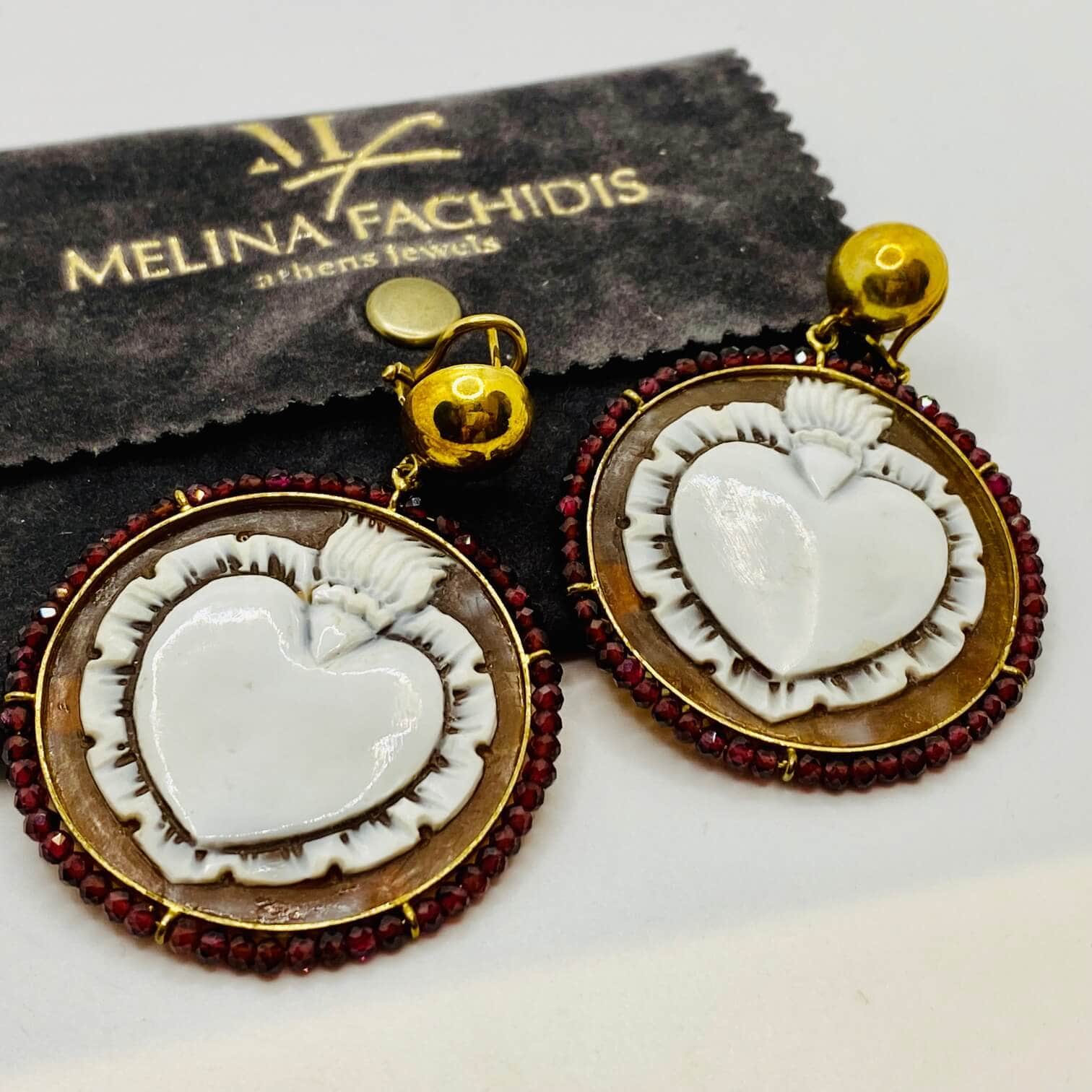 Cameos and hearts round earrings — Melina Fachidis (2)