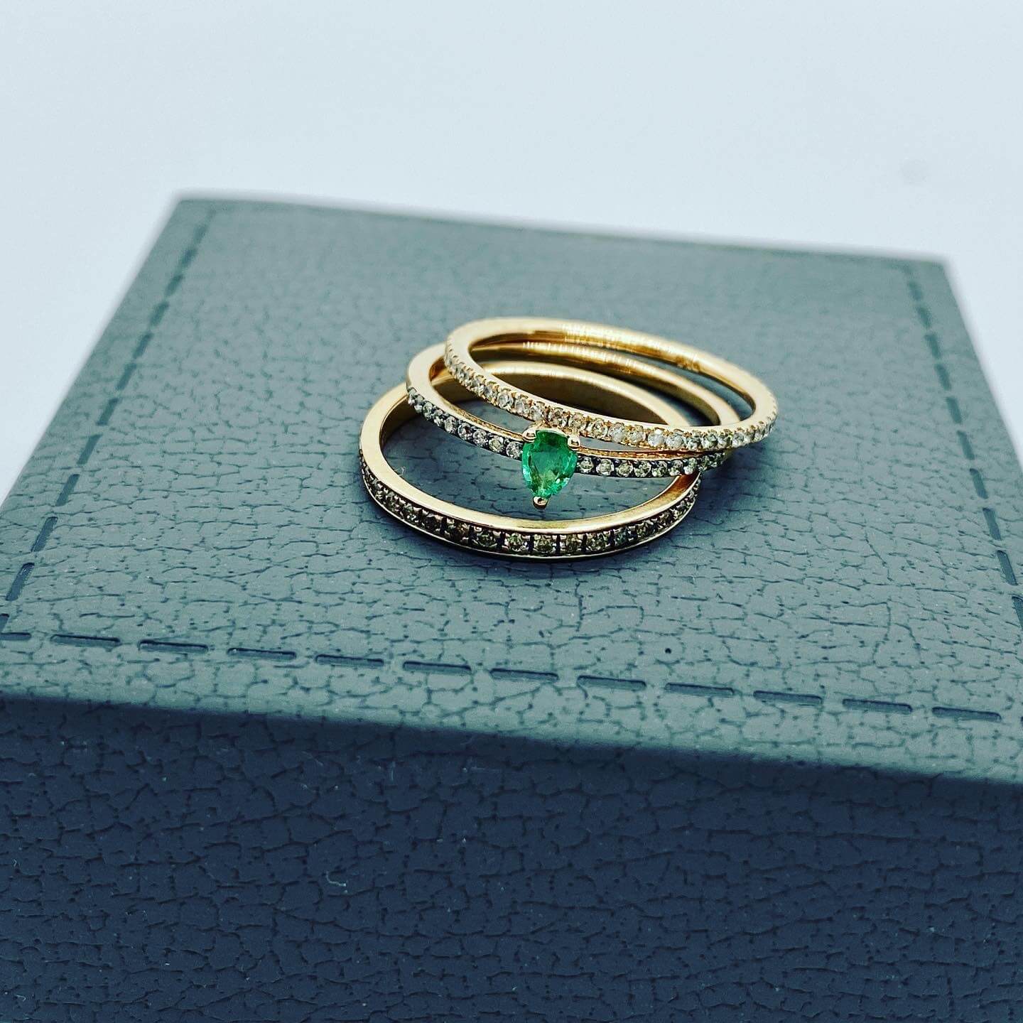 Pear shaped emerald ring — Melina Fachidis (4)