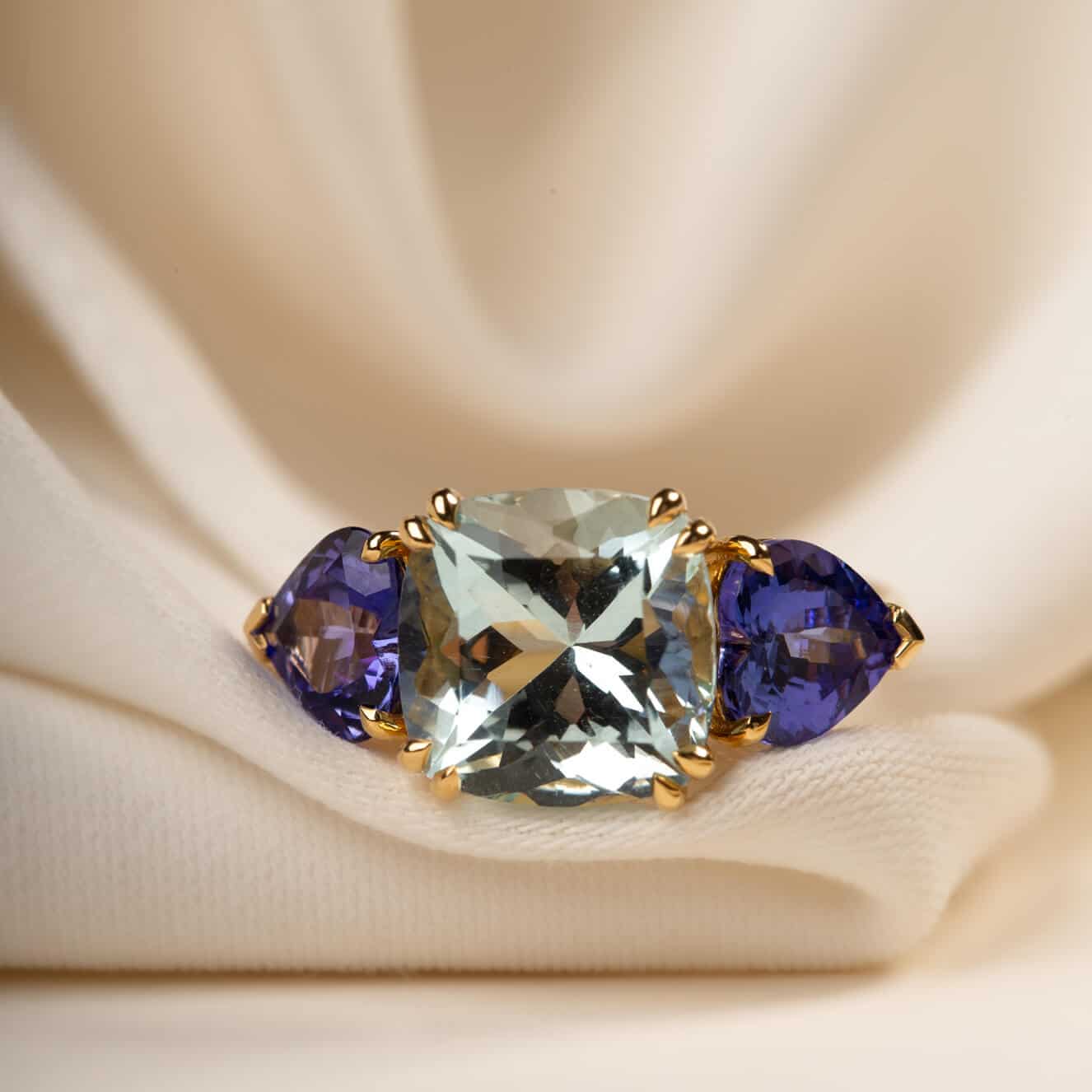 Three-stone ring with aquamarine and tanzanites — Melina Fachidis (2)