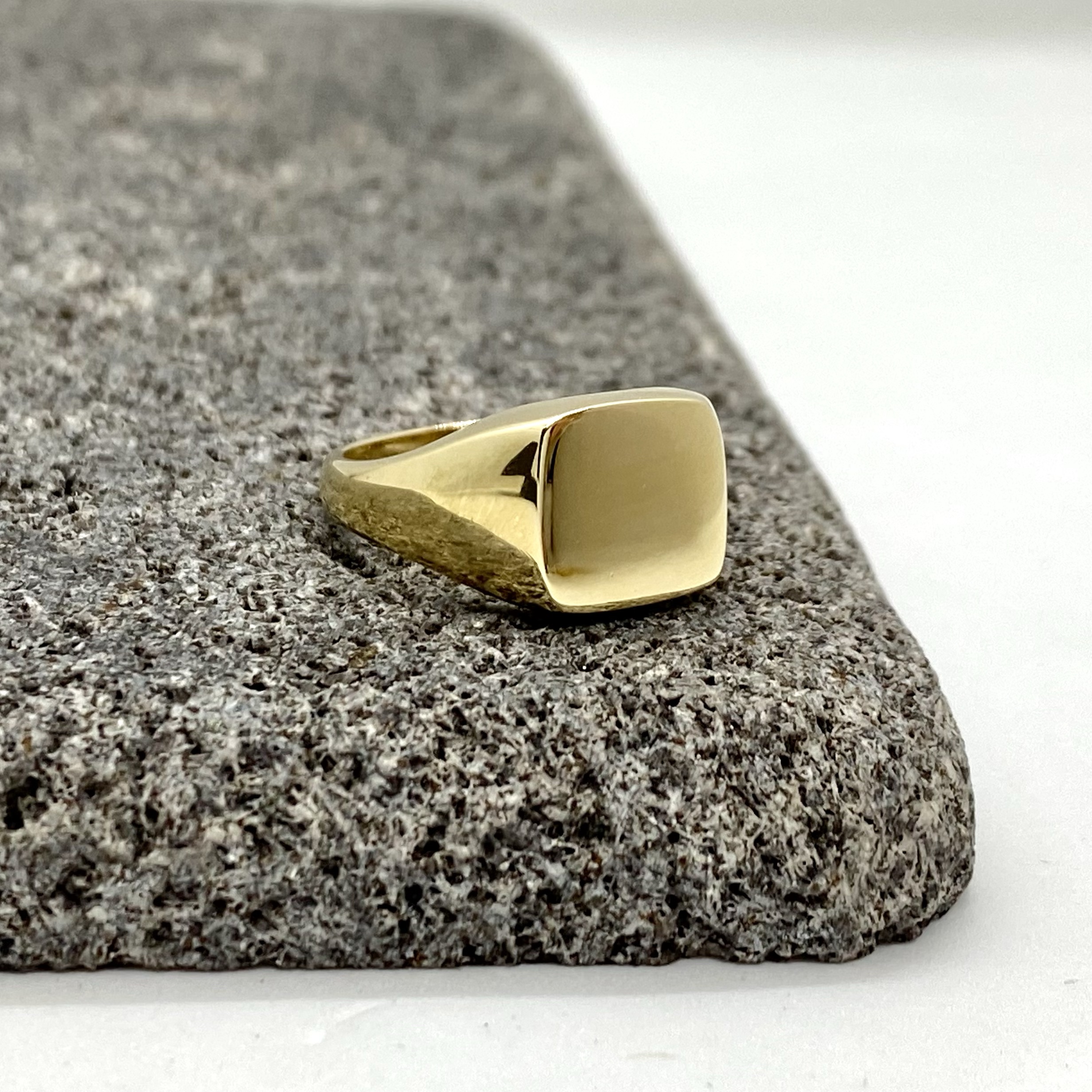 Square pinky ring — Melina Fachidis (4)