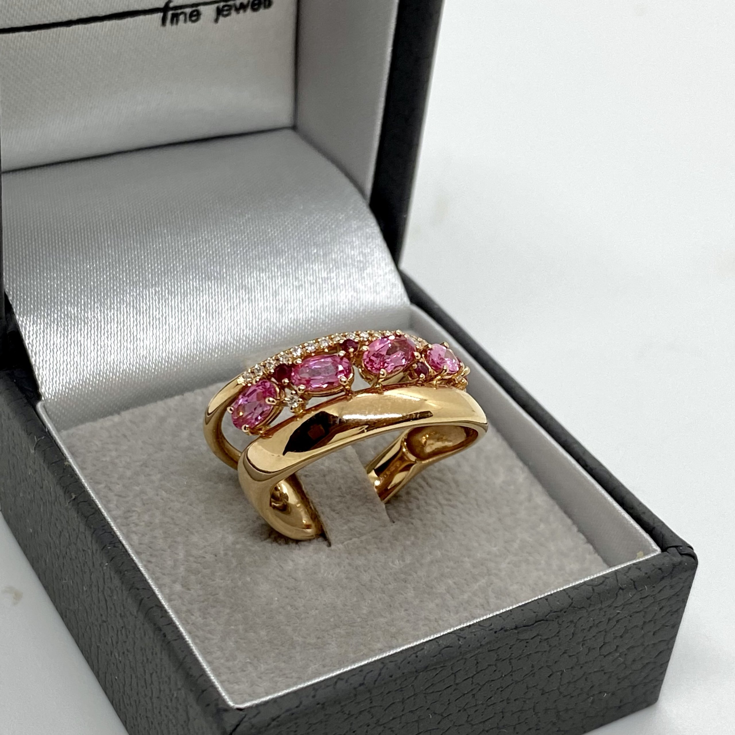 Wavy pink sapphire ring — Melina Fachidis (5)