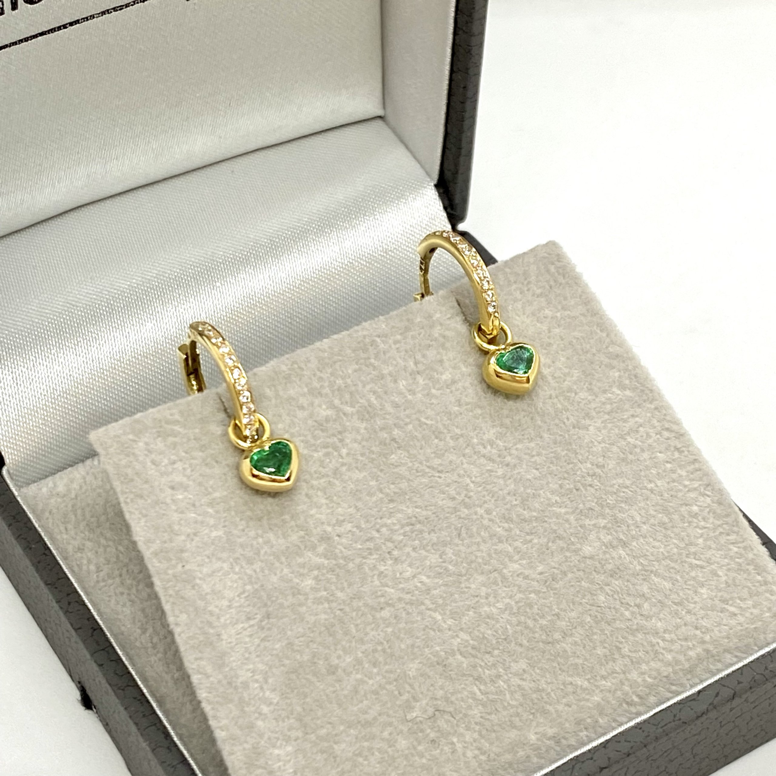 Diamond Huggies with heart-shaped emerald drops — Melina Fachidis (4)