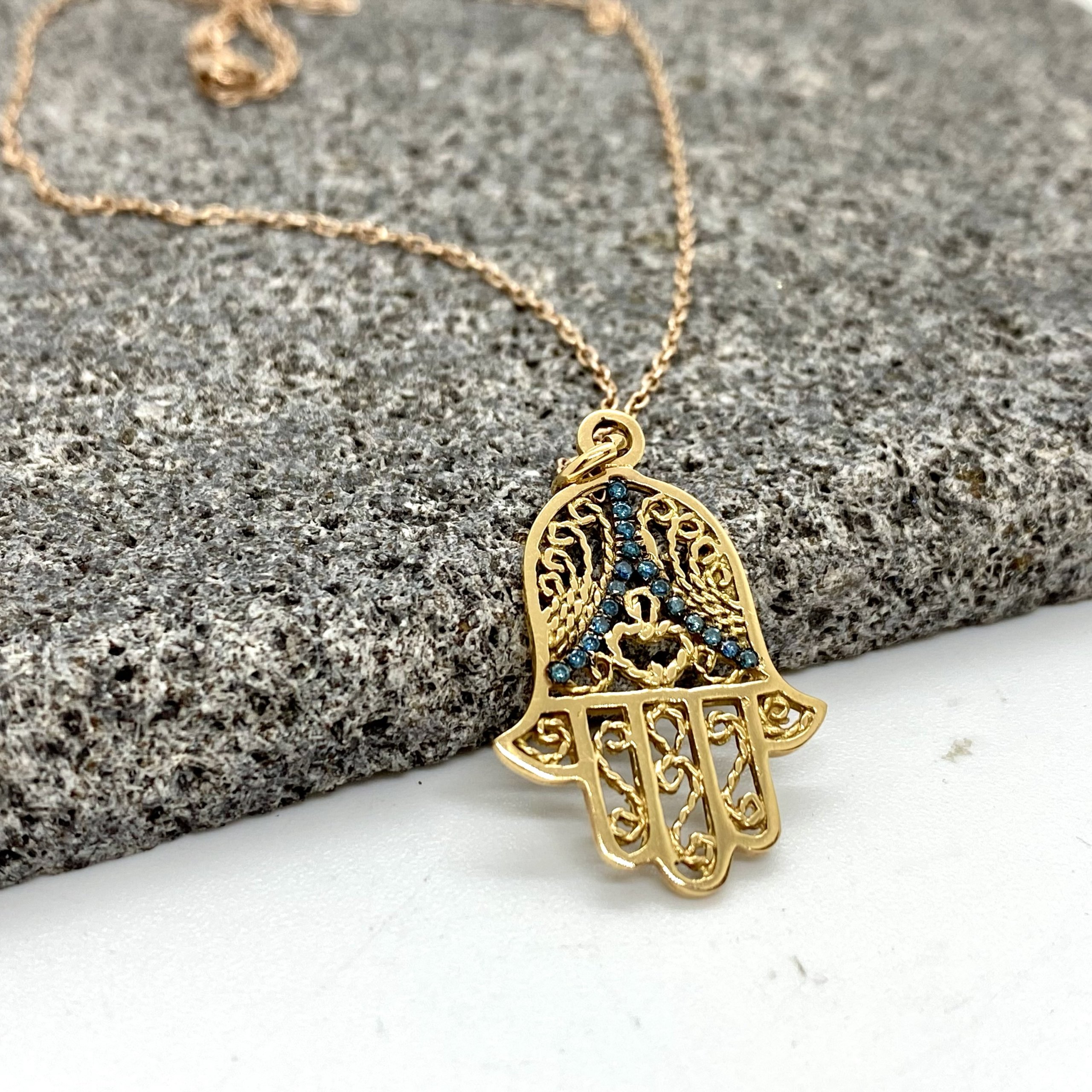 Fatima pendant with blue diamonds — Melina Fachidis (3)