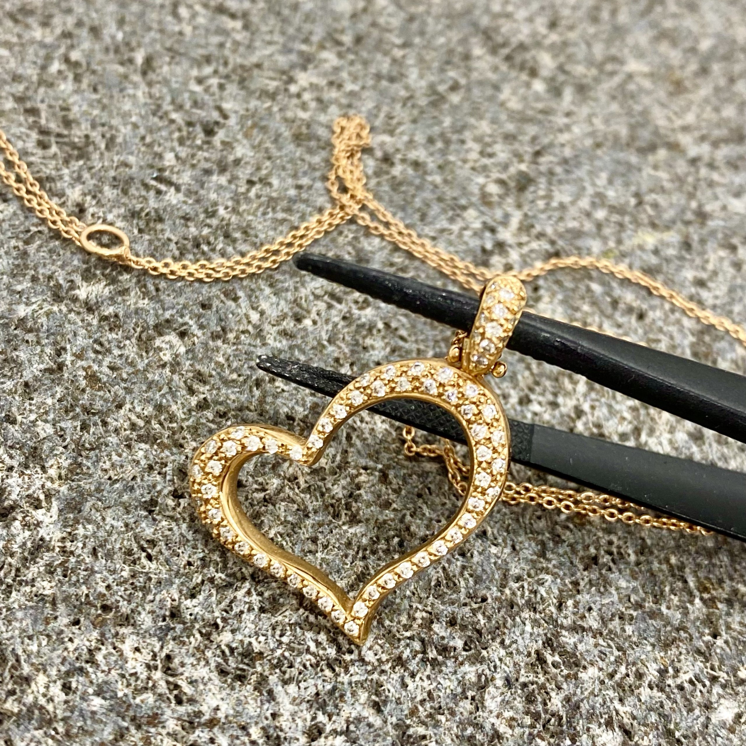 Heart diamond necklace — Melina Fachidis (2)