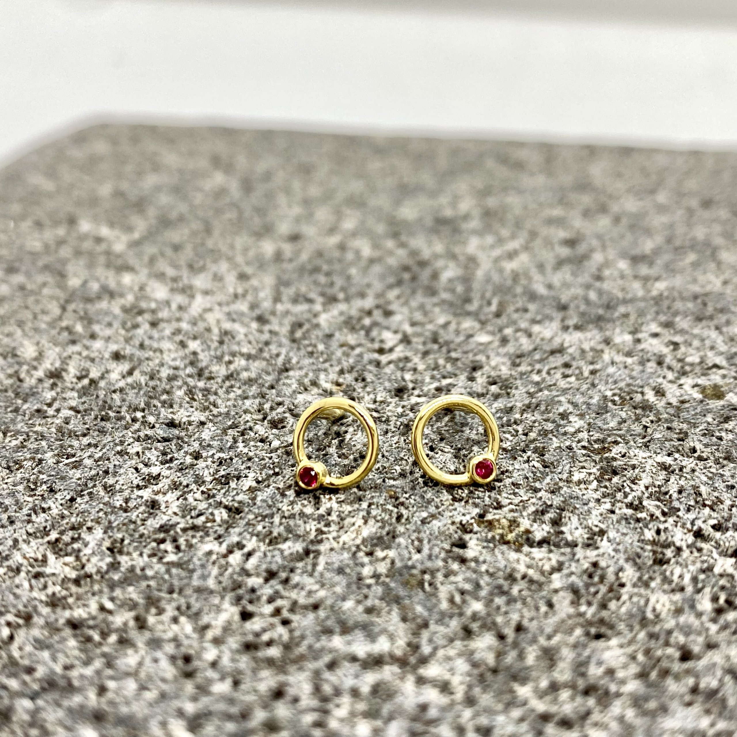 Circle earrings with rubies — Melina Fachidis (4)