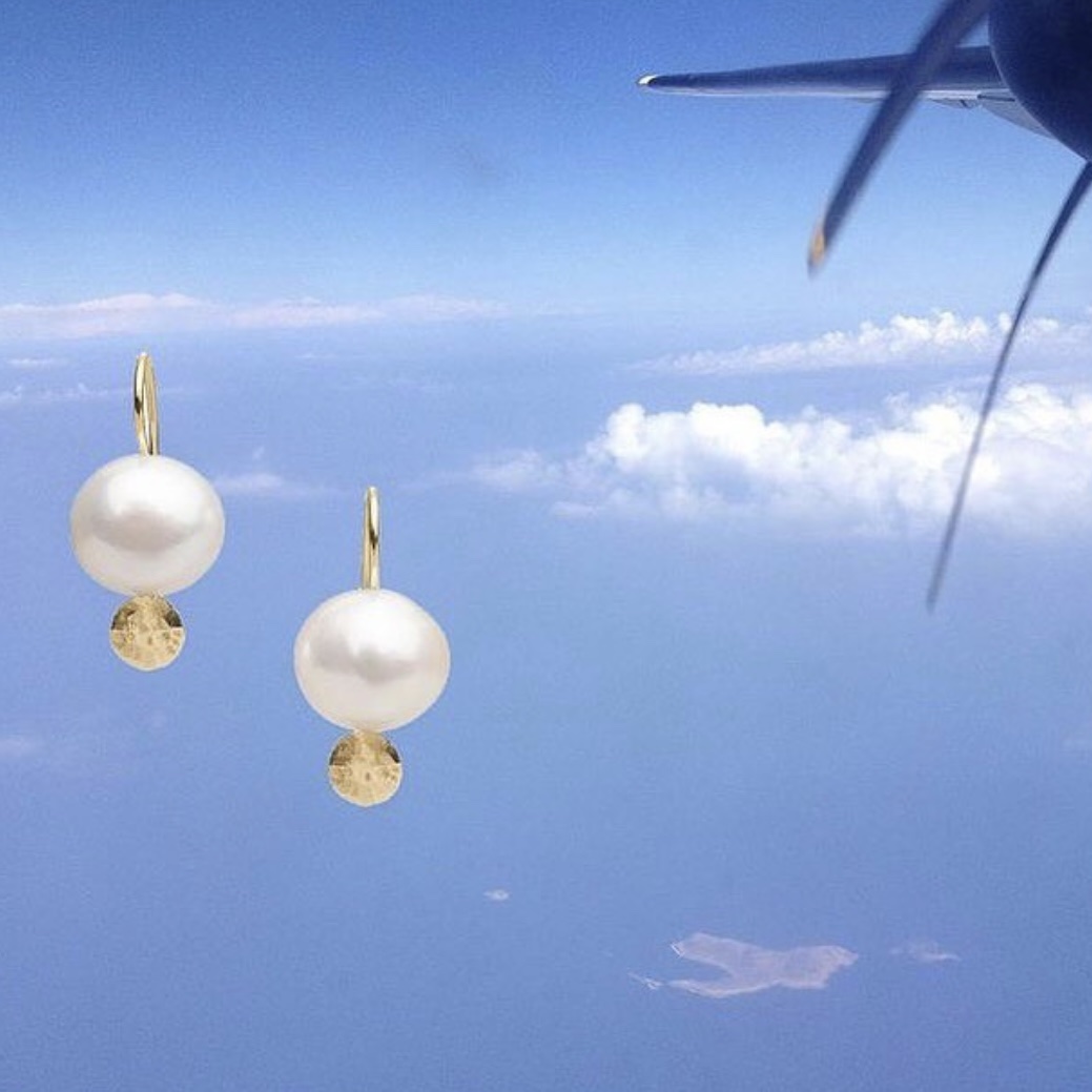 Pearl earrings on a gold wire — Melina Fachidis (5)