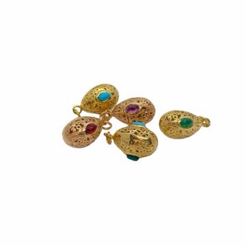 Yellow gold silver egg shape chain pendant with a turquoise and a green onyx. — Melina Fachidis (6)