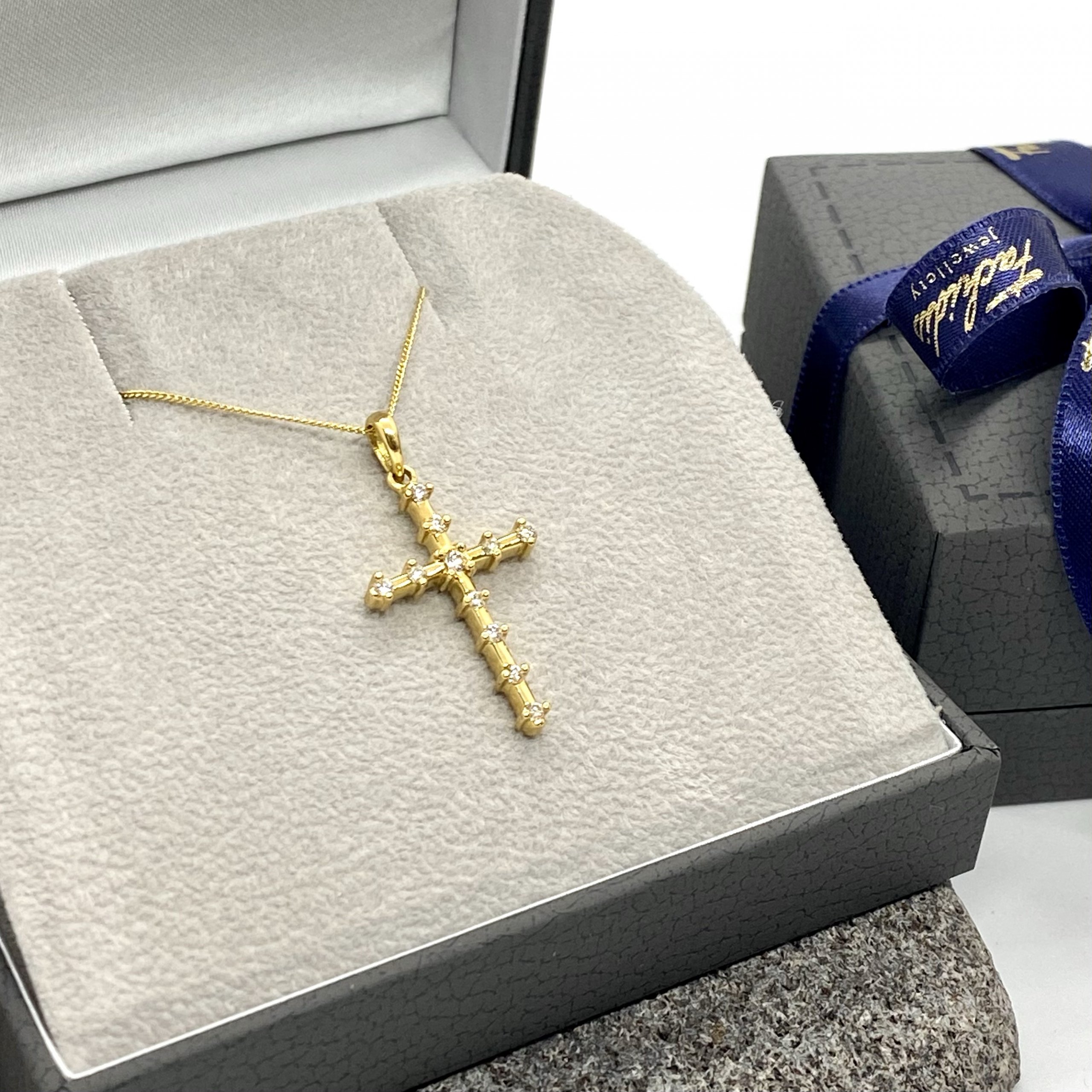 11 diamonds orthodox gold cross — Melina Fachidis (3)