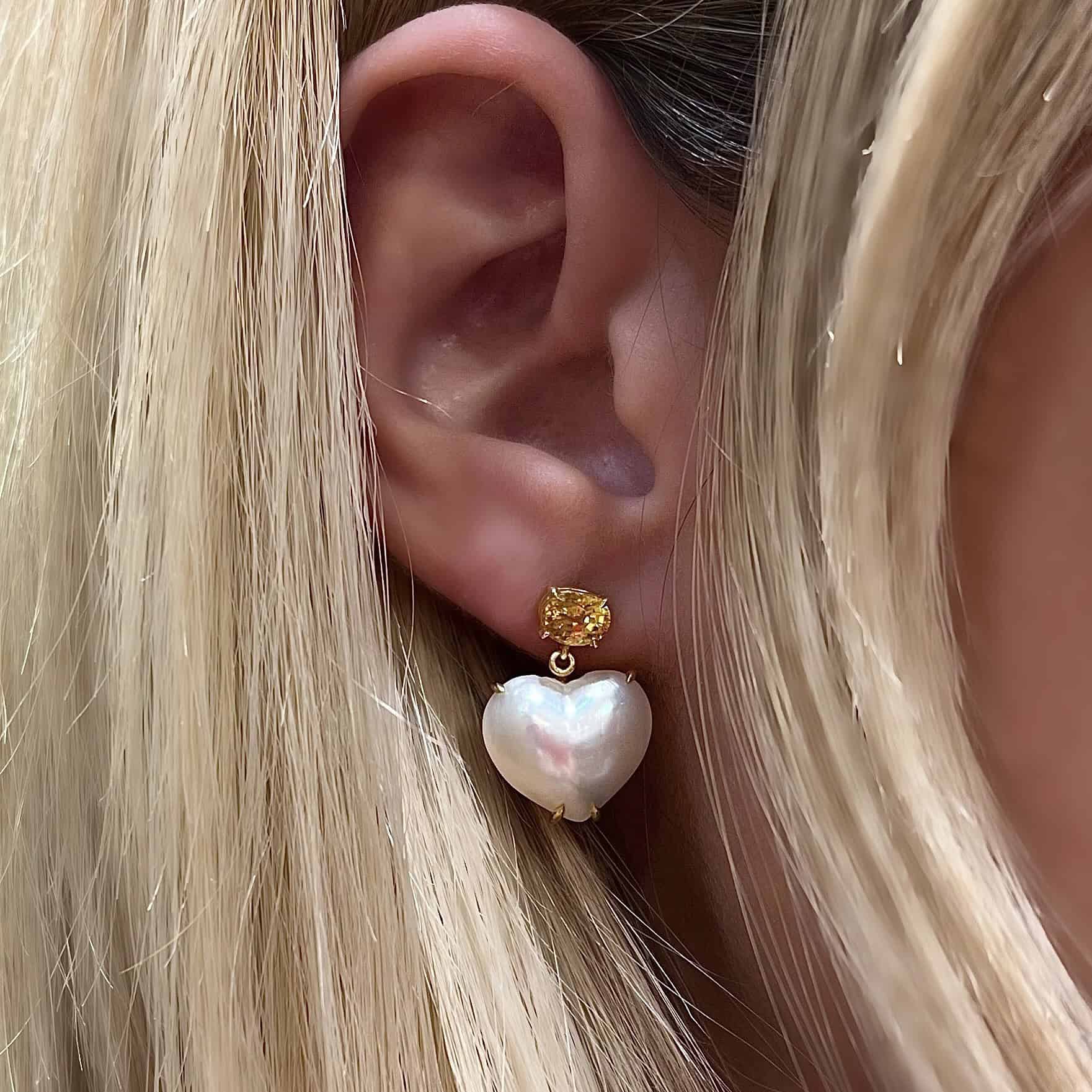 Mabe heart earrings with yellow sapphires — Melina Fachidis (3)