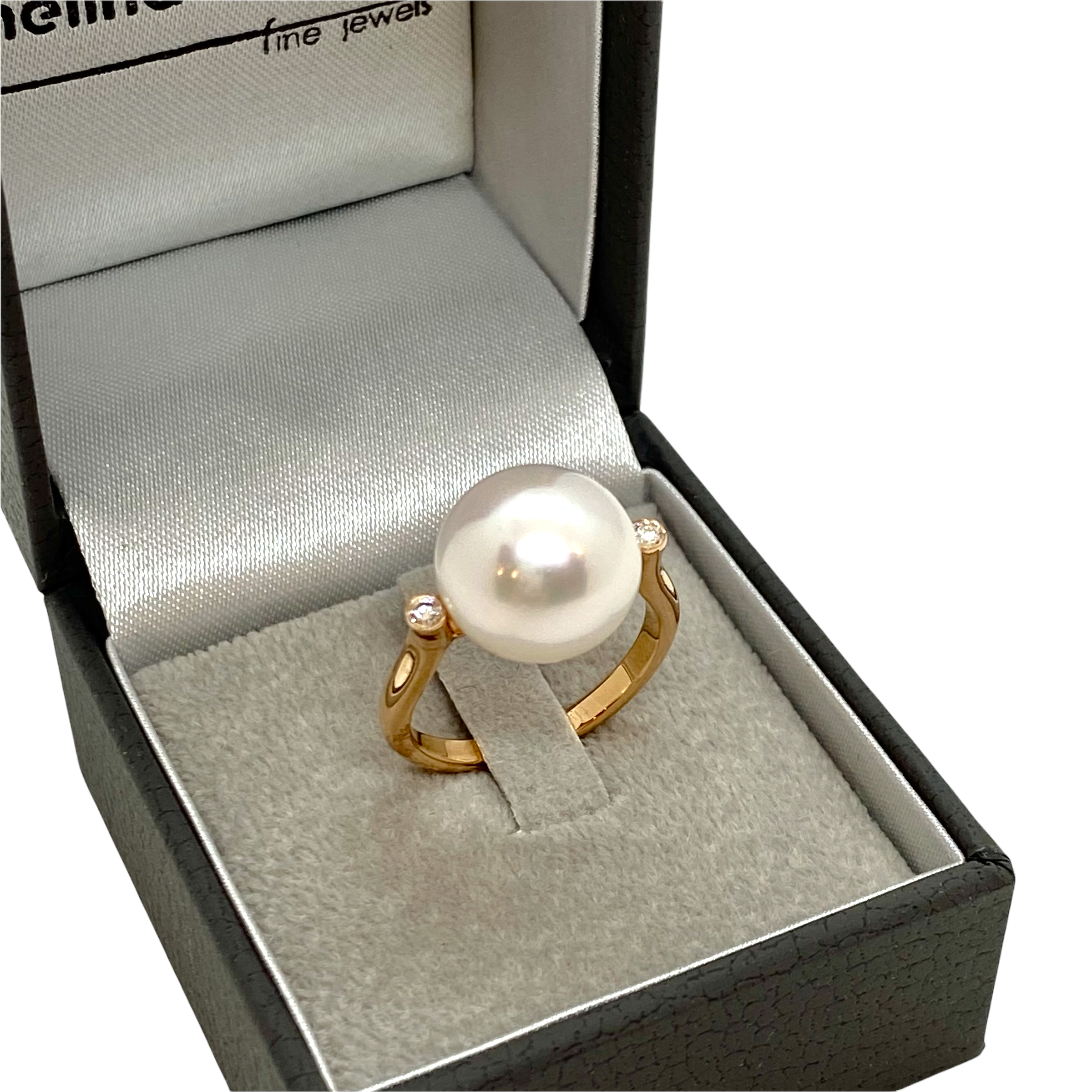 Pearl ring — Melina Fachidis (4)