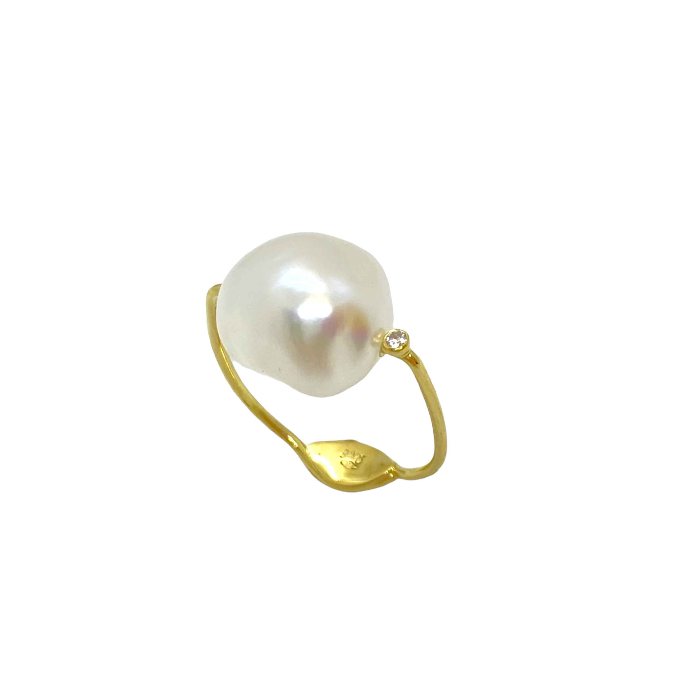 Pearl and diamond wire ring — Melina Fachidis (3)