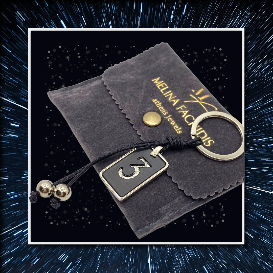Key ring 2023 lucky charm — Melina Fachidis (3)
