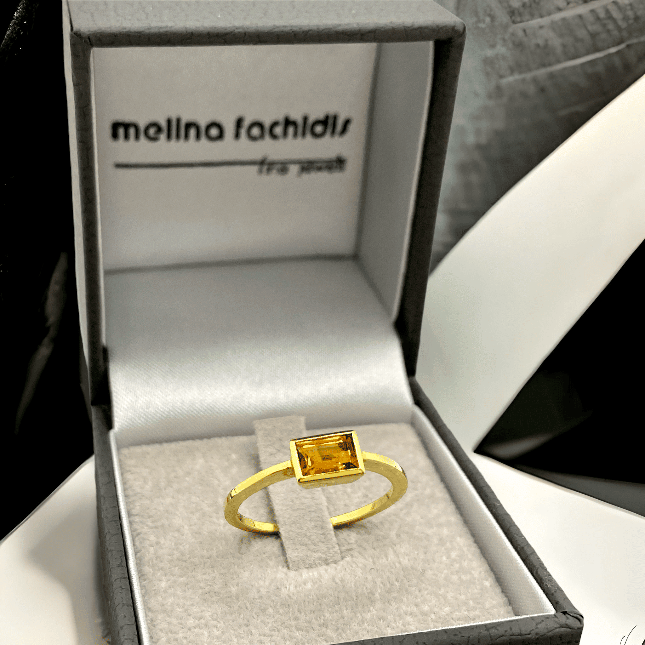 Yellow sapphire rectangular ring — Melina Fachidis (4)